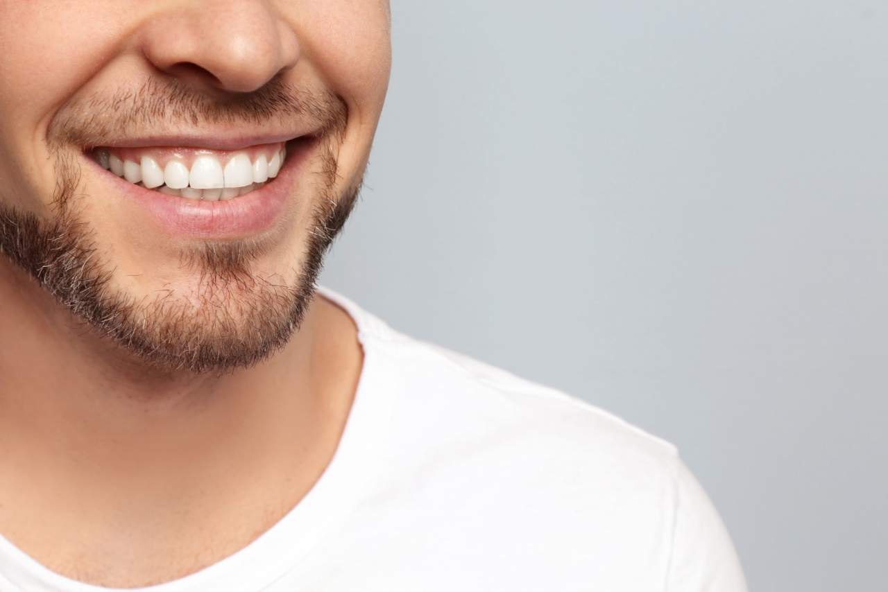 Dentistas en Sevilla recomiendan una visita anual a la clínica: Helident Training Center
