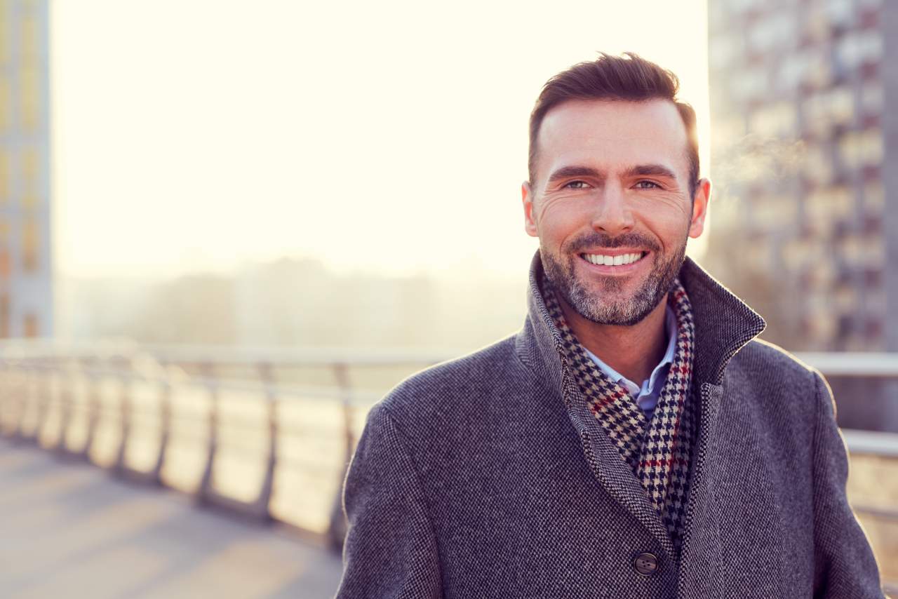 Pañuelo para el cuello de hombre en Josvil: la elegancia del buen vestir