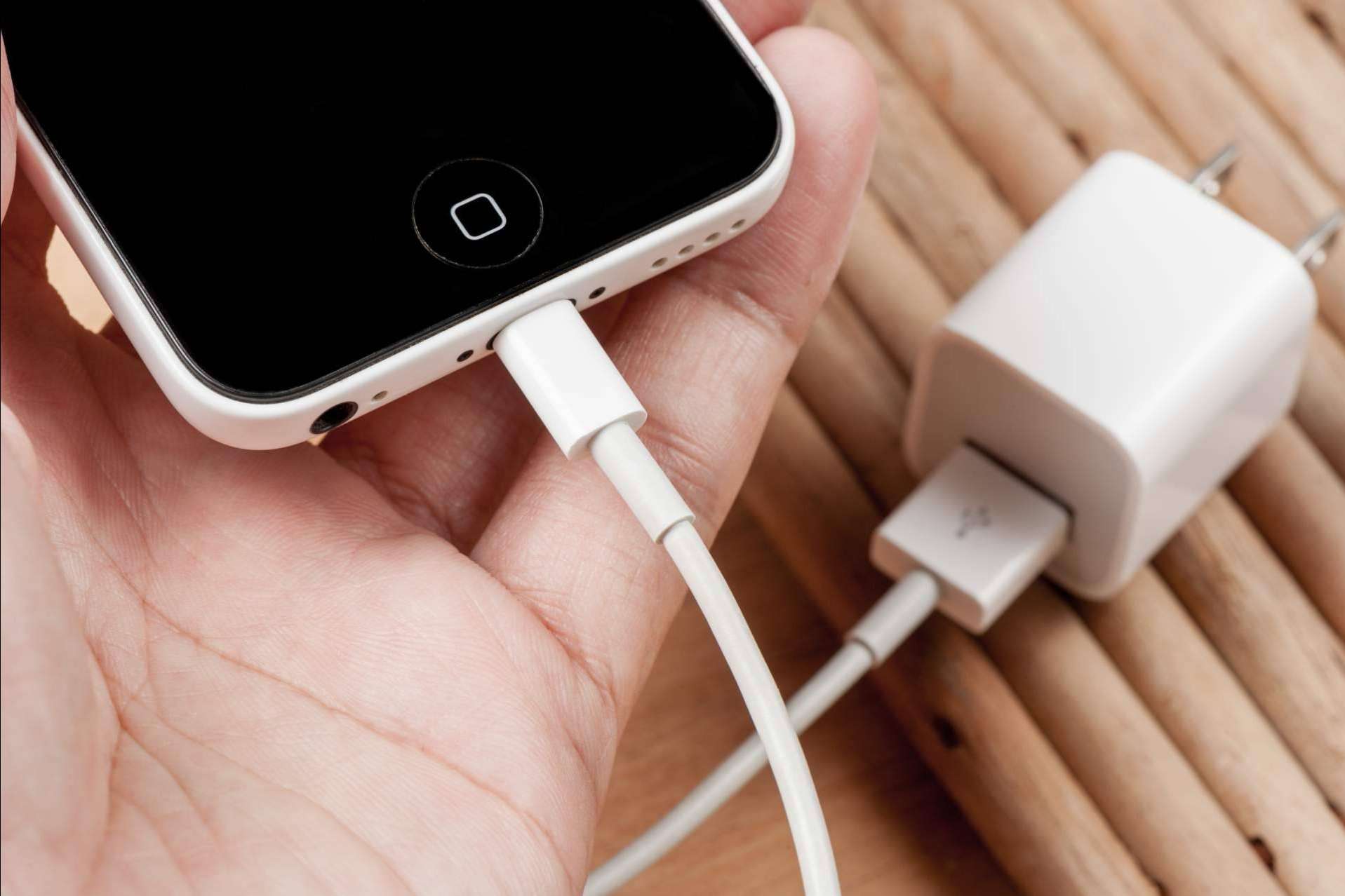 Aforroweb y los accesorios para un iPhone