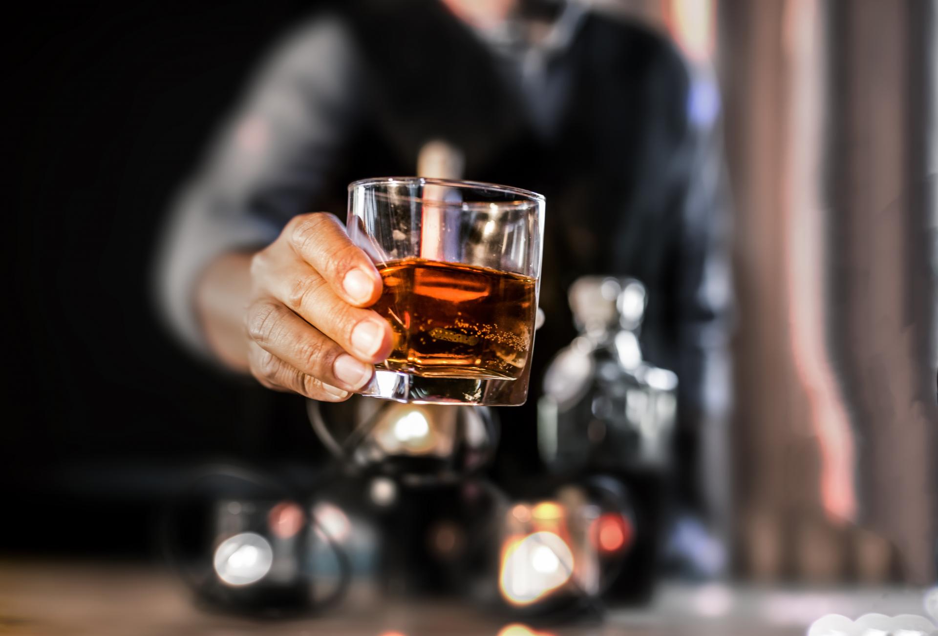 ¿En qué consiste el ron sin alcohol?: Tú pones el vaso