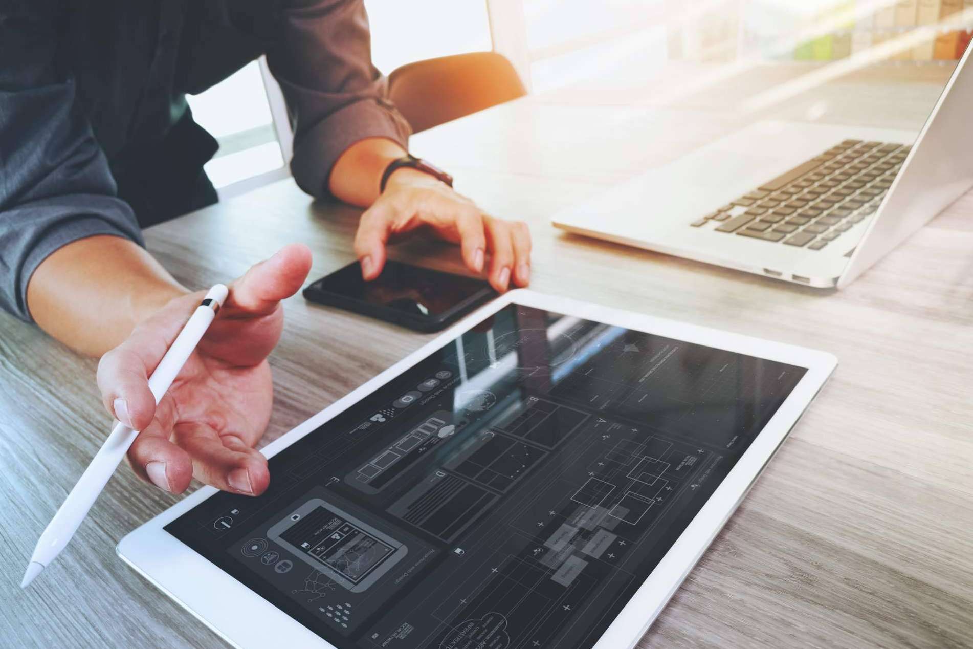 El diseño web profesional es vital para la presencia online: Agencia Creativa