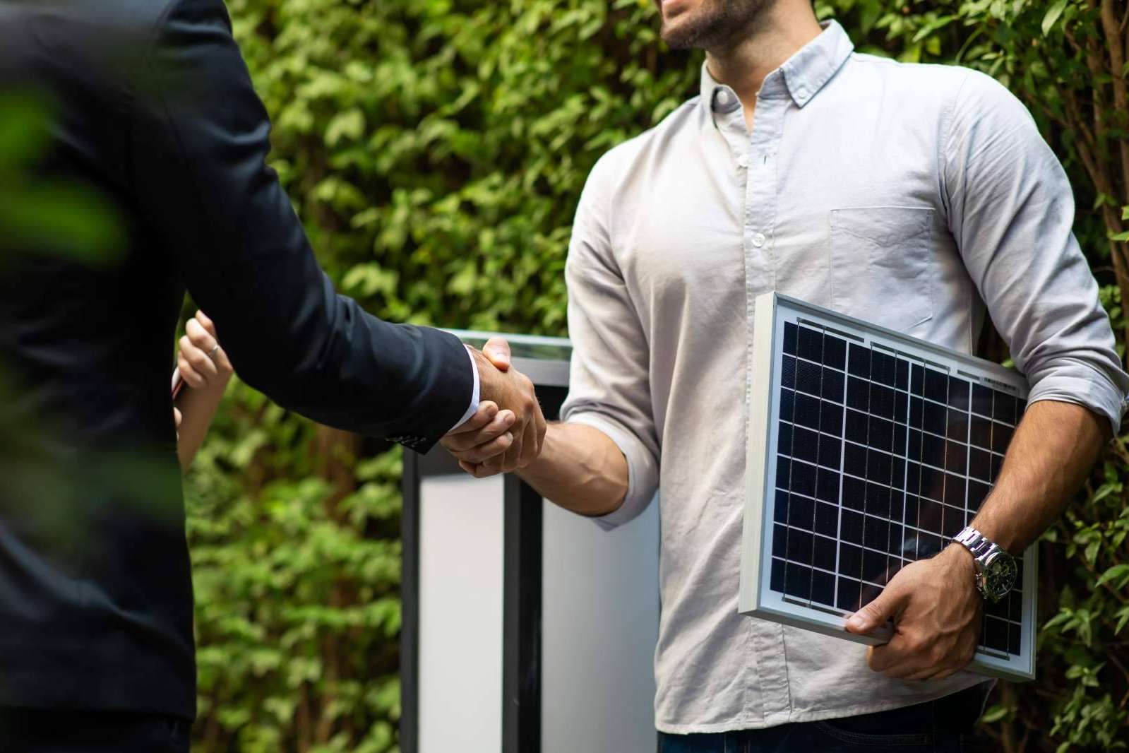 Ingeniería MASRED Baleares es la compañía de ingenieros que permite el autoconsumo con subvención de energía solar