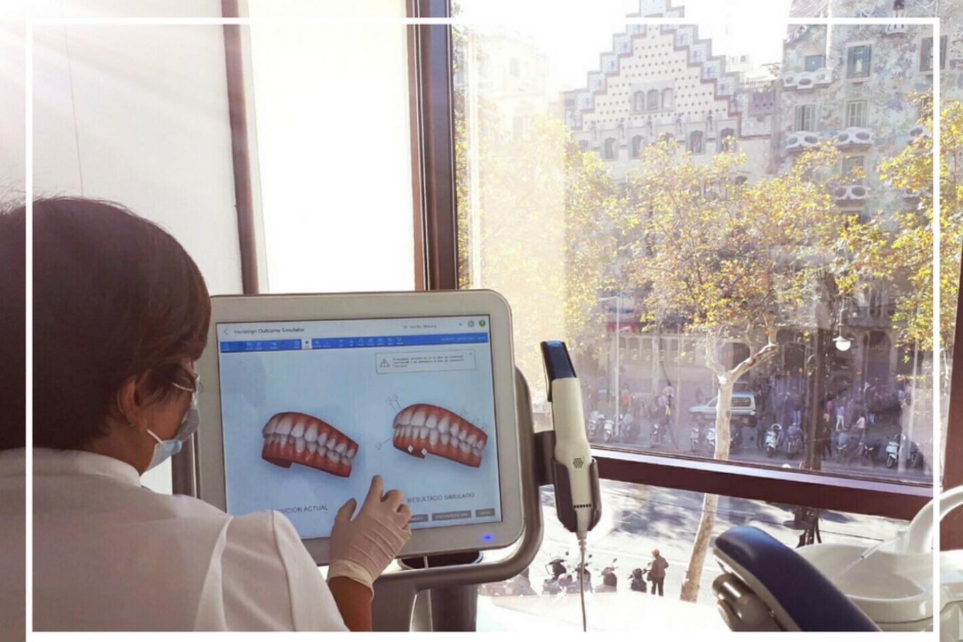 Clínica de Ortodoncia Mariana Sacoto Navia: la única clínica barcelonesa especializada en ortodoncia invisible Invisalign®