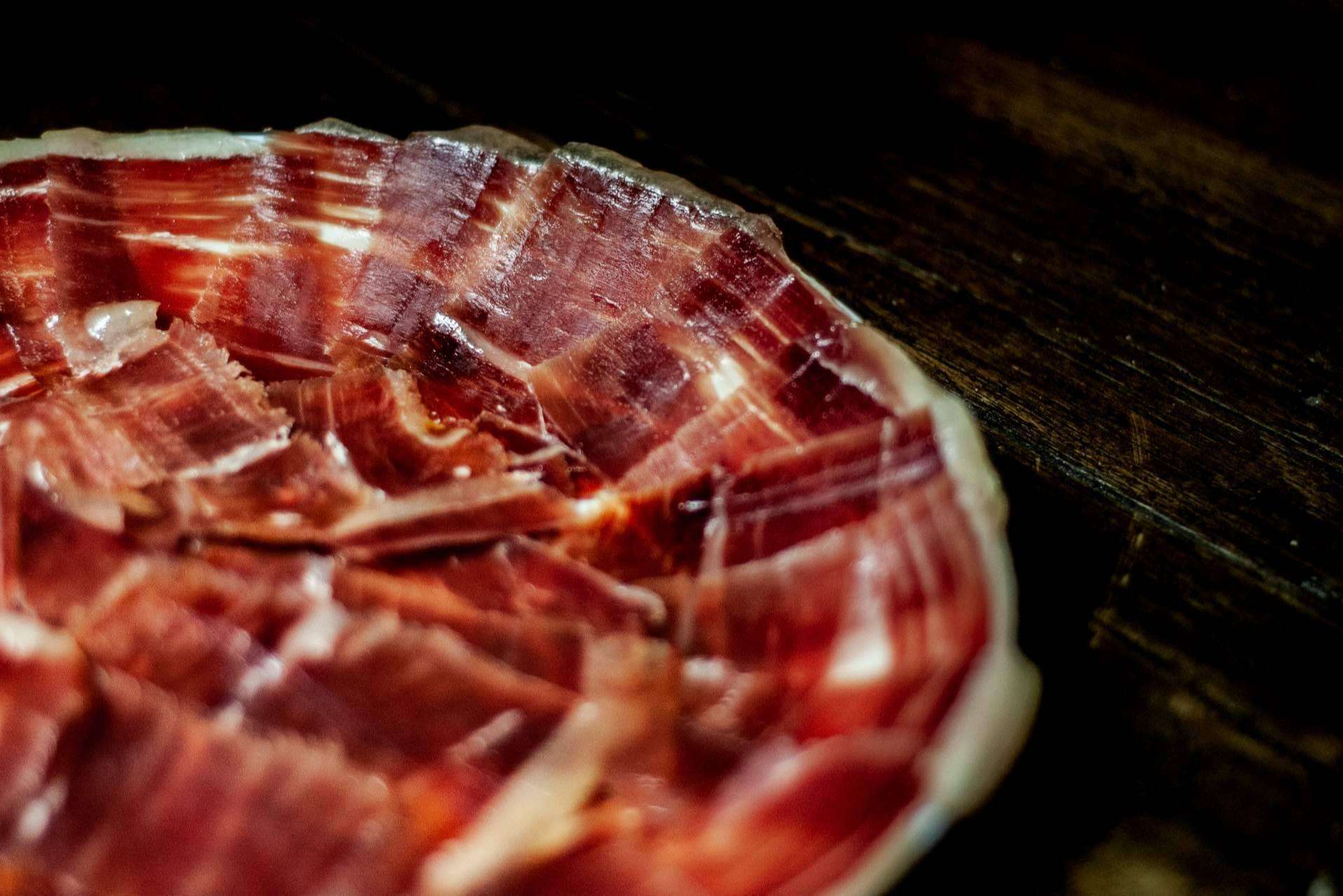 El protagonista de la gastronomía española: Jamón ibérico de bellota de Torrencinas