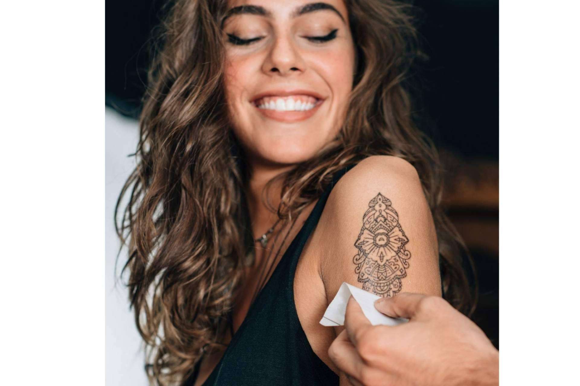 Tatuajes temporales publicitarios con Uvimark