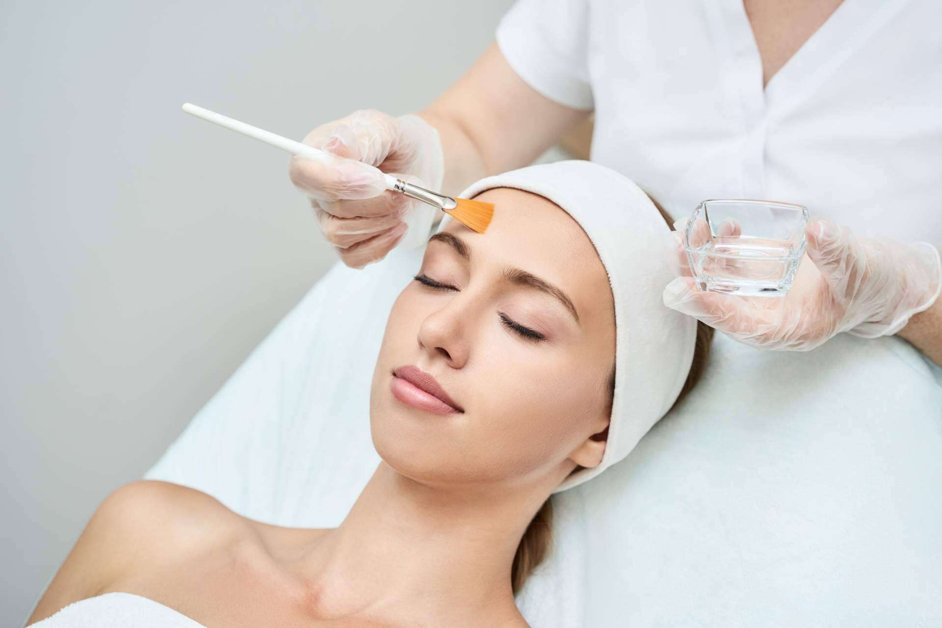 Variedad y beneficios del peeling: ABB Medicina Estética