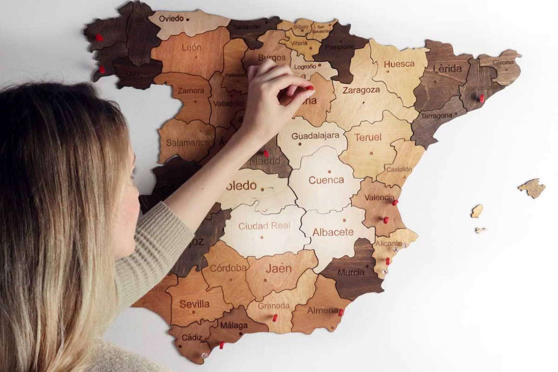 Regalos de Madera: el mapa de España en madera elaborado por la empresa se convierte en el regalo ideal de la temporada