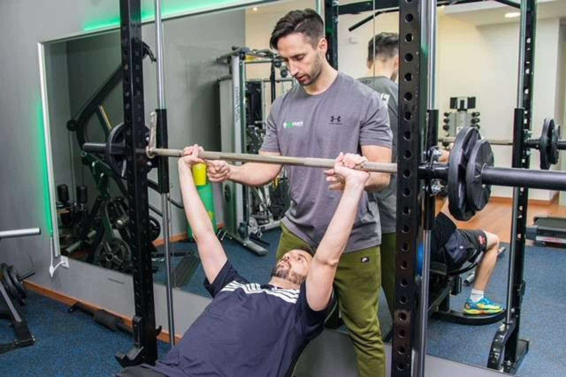 Todo lo que hay que saber sobre el entrenamiento funcional, según Rencoach