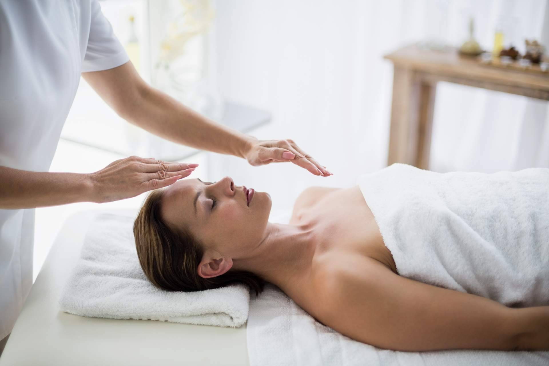 Alcanzar el nivel óptimo de paz y crecimiento personal gracias a los cursos de Reiki de Javier Robas