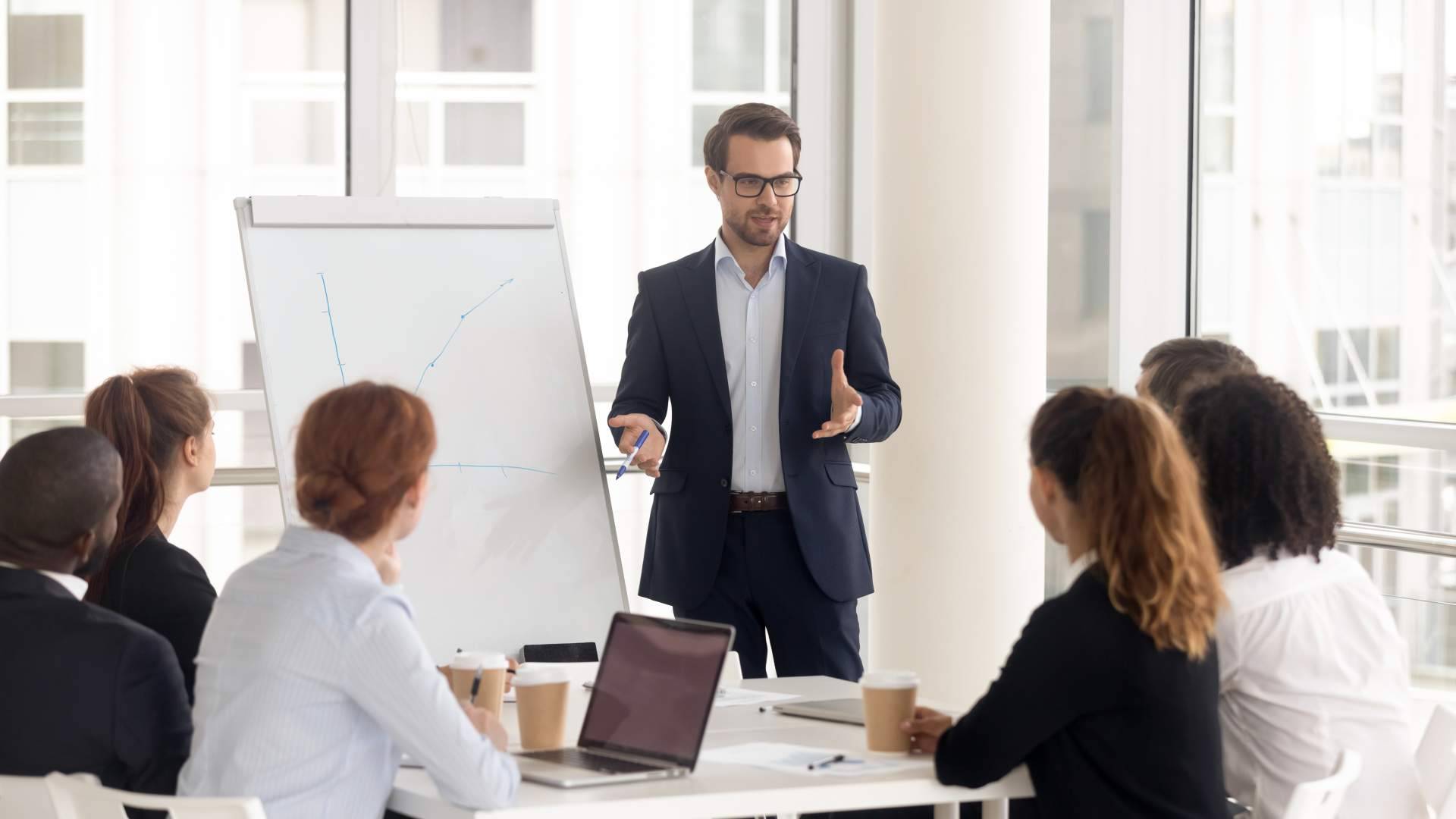 Evitar vender un negocio con los planes de negocio para el sector hotelero de The Value Network