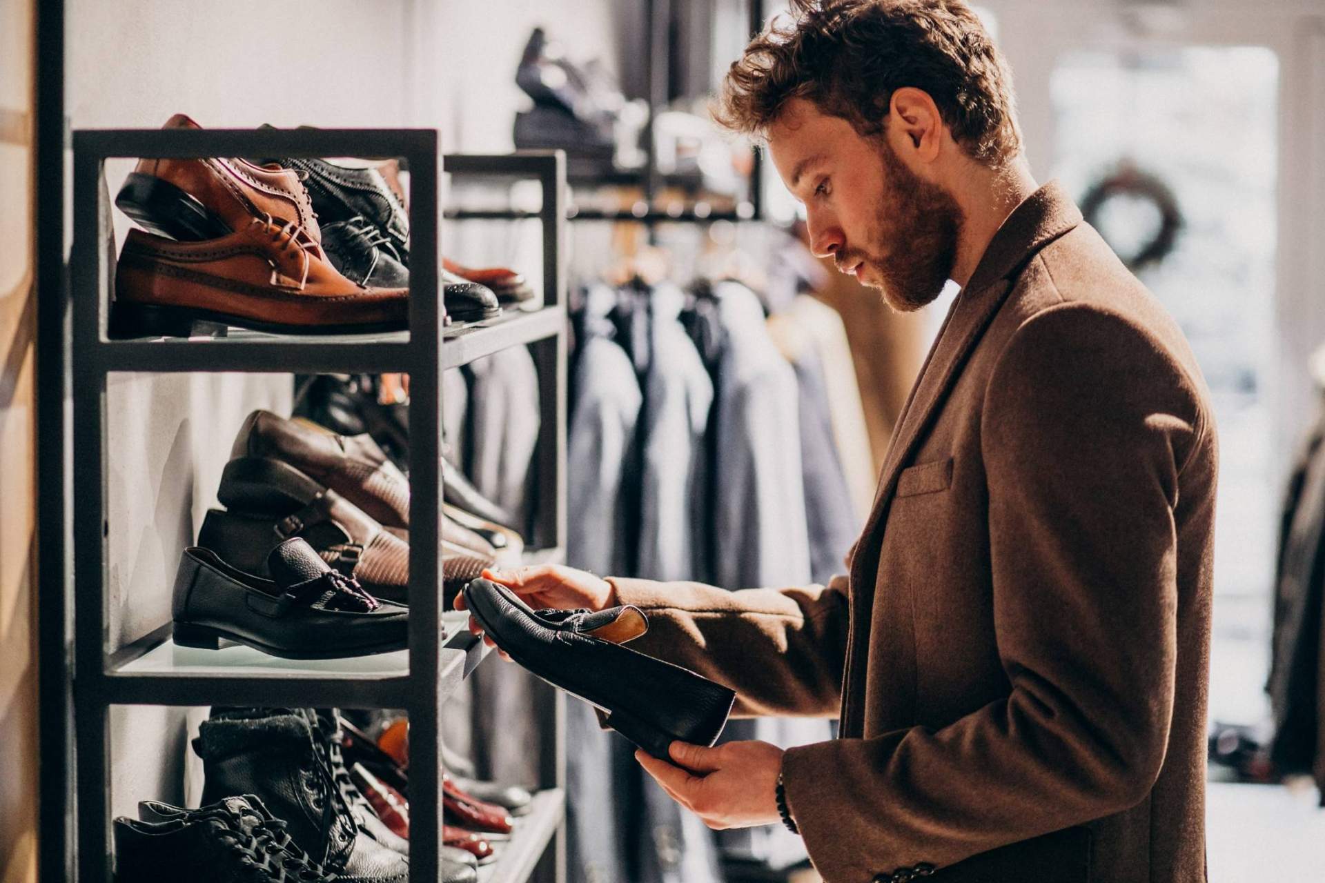 Los distribuidores de ropa al por mayor en expansión en España: Moda Tiendas
