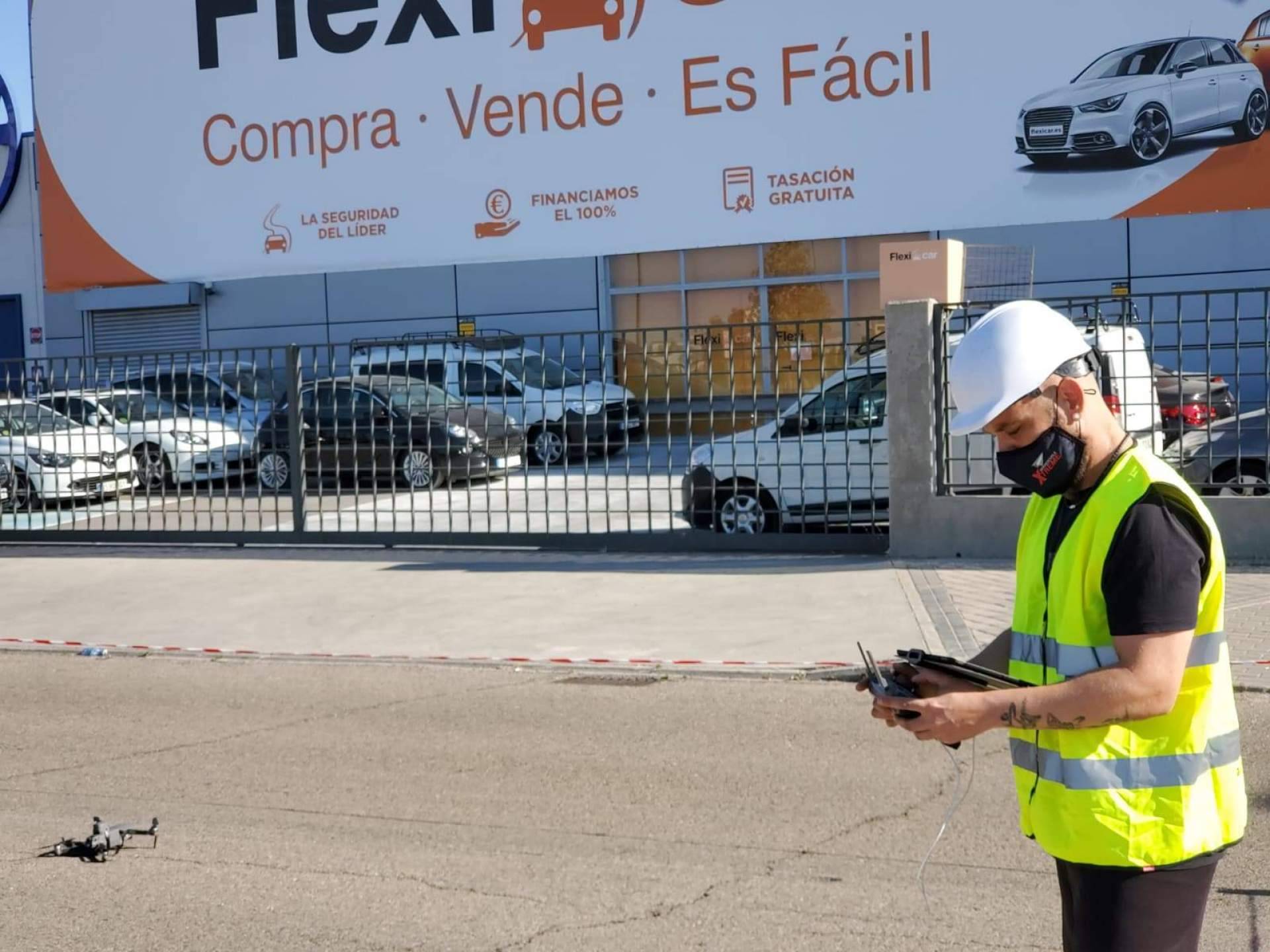 Drones para mantenimiento y tratamiento de fachadas: Aeroescuela Xtreme