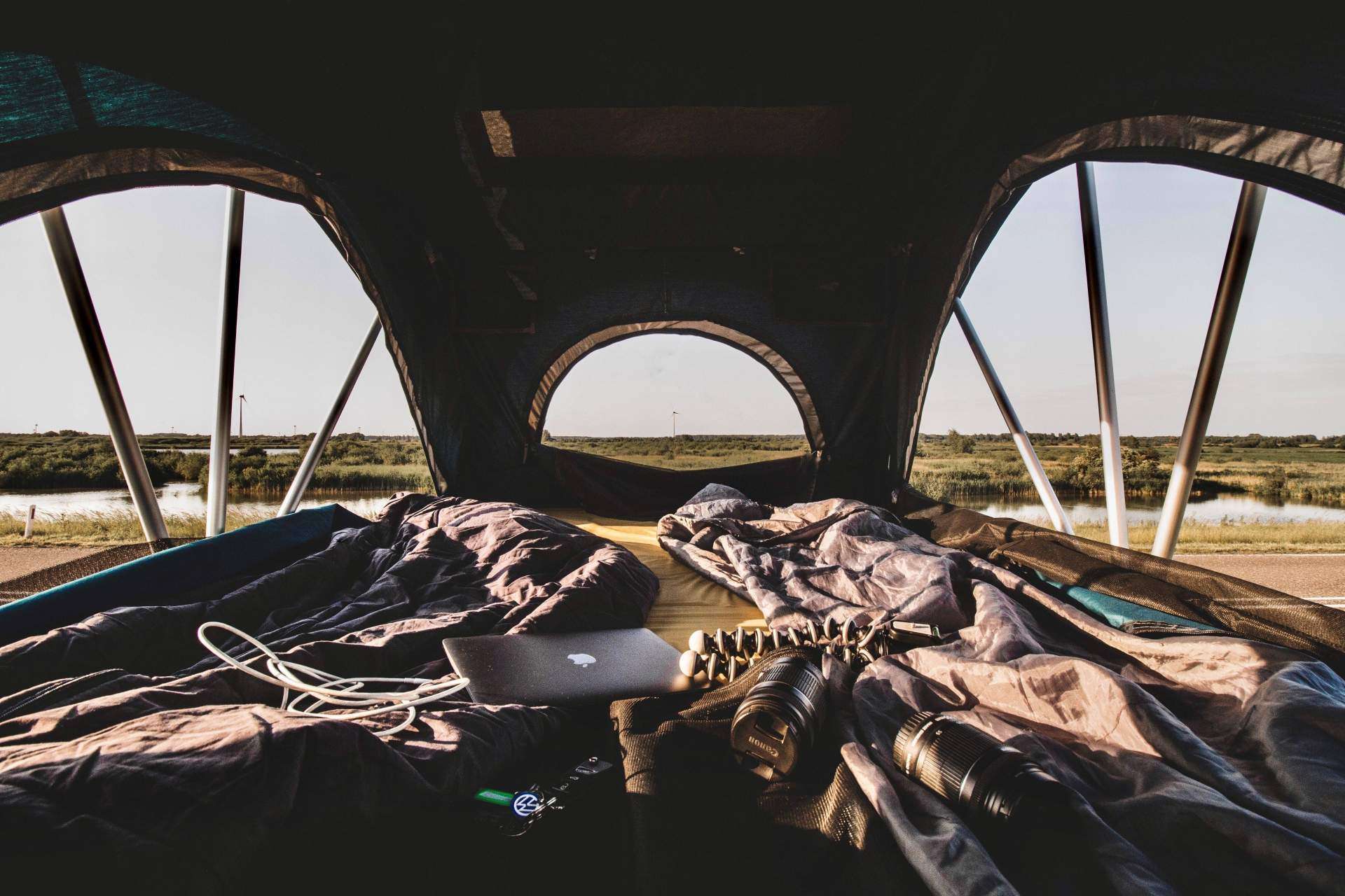 Las ventajas de viajar con una tienda de techo, por Foxcamper