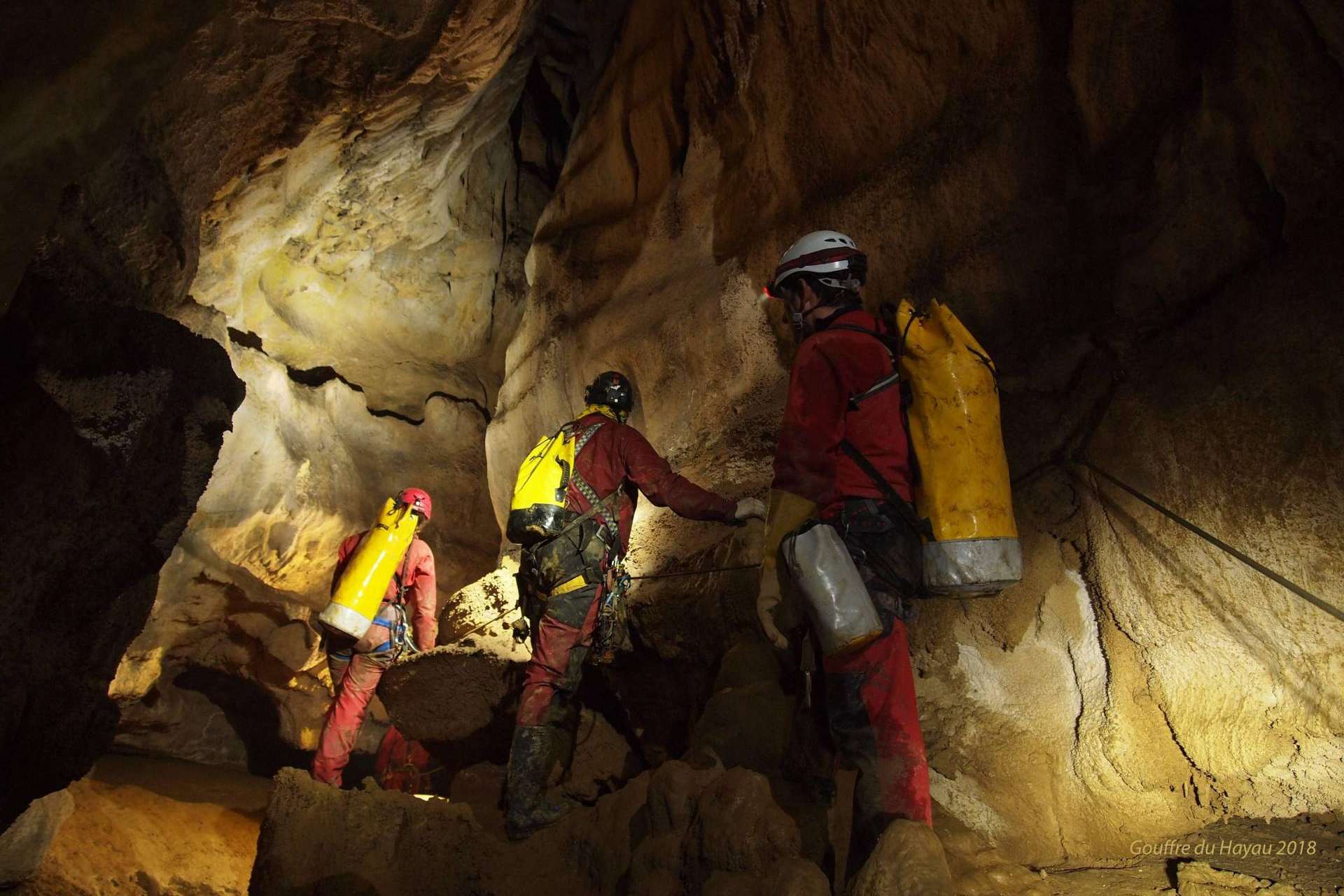 Una de las mejores formaciones en espeleología con Vertical Challenge