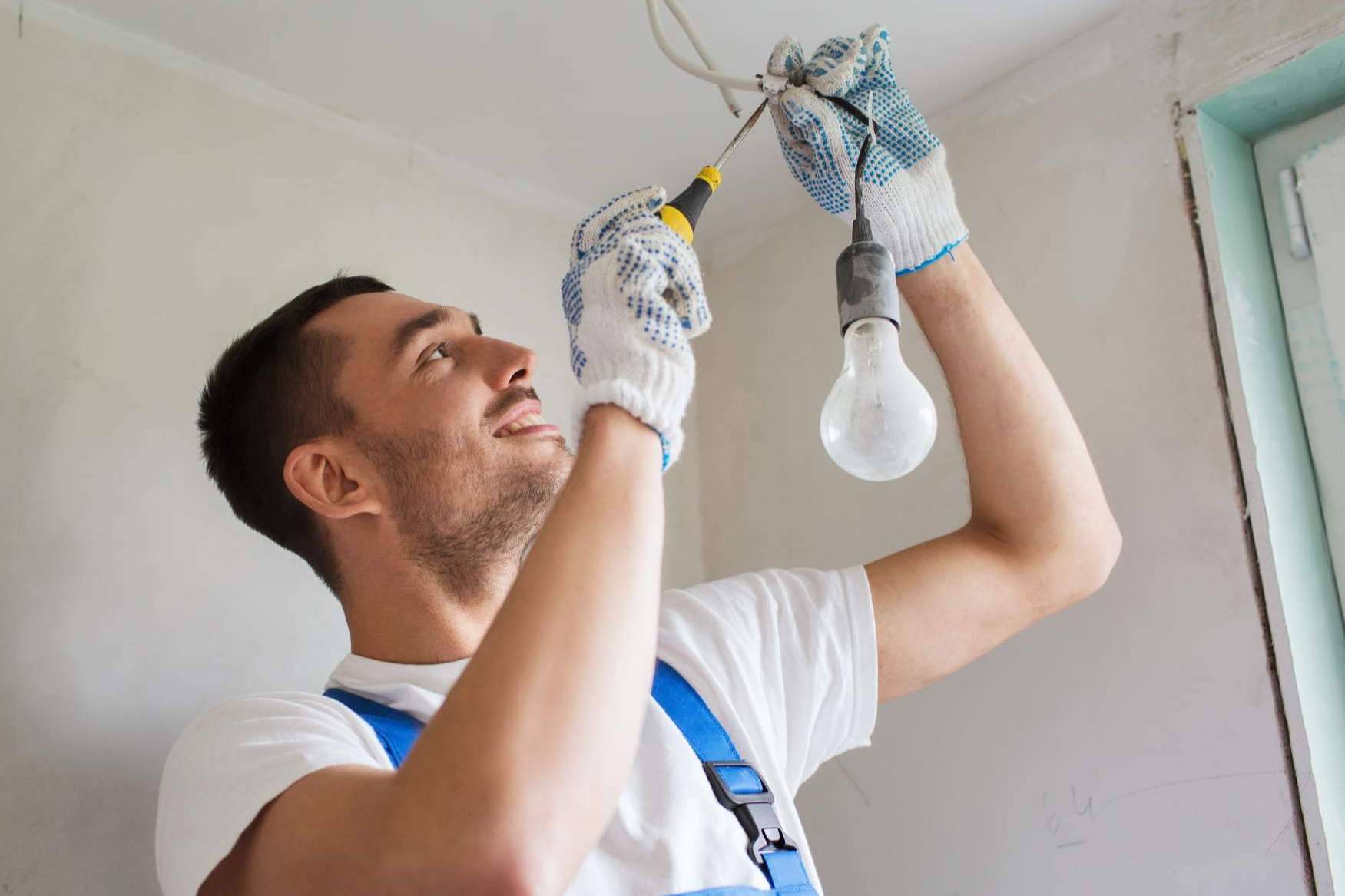 Las ventajas de contar con Ecoluz Instalaciones en la realización de instalaciones eléctricas