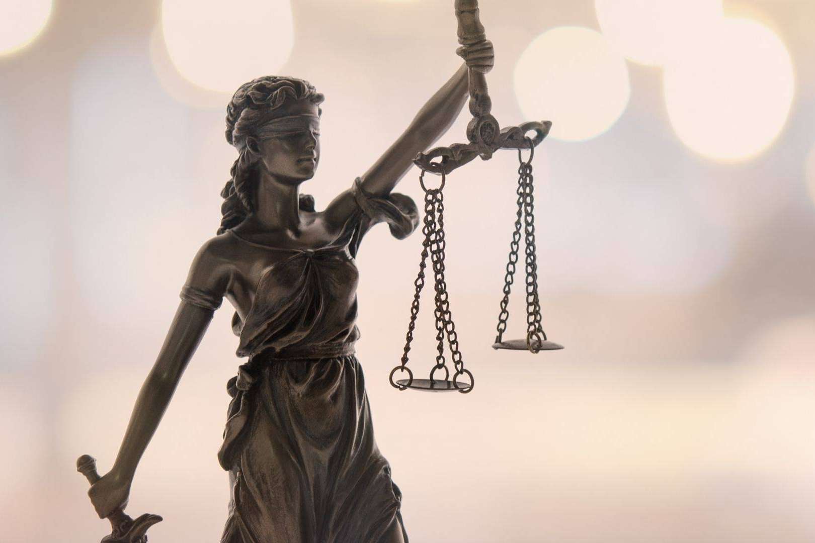 iMorosity: salir de los ficheros de morosos cuando se vulnera el derecho al honor