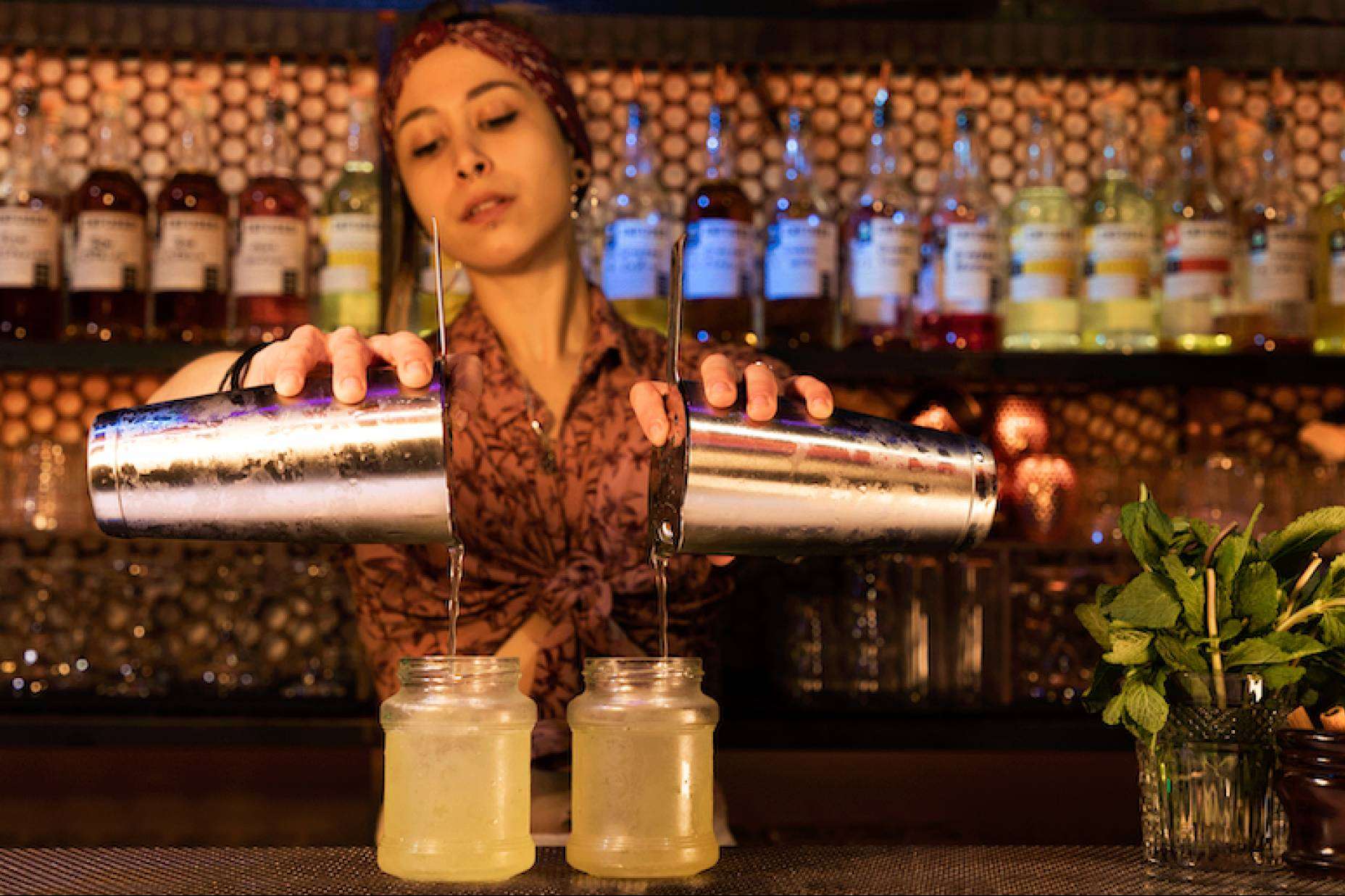 ¿Qué es una Barmaid?, por ESCOM