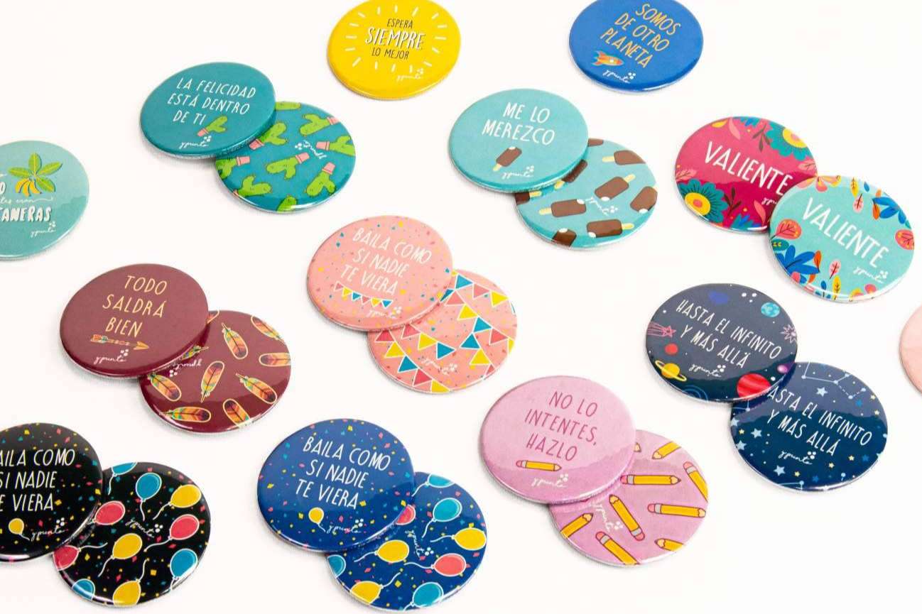Las chapas originales y personalizadas de Presume y punto