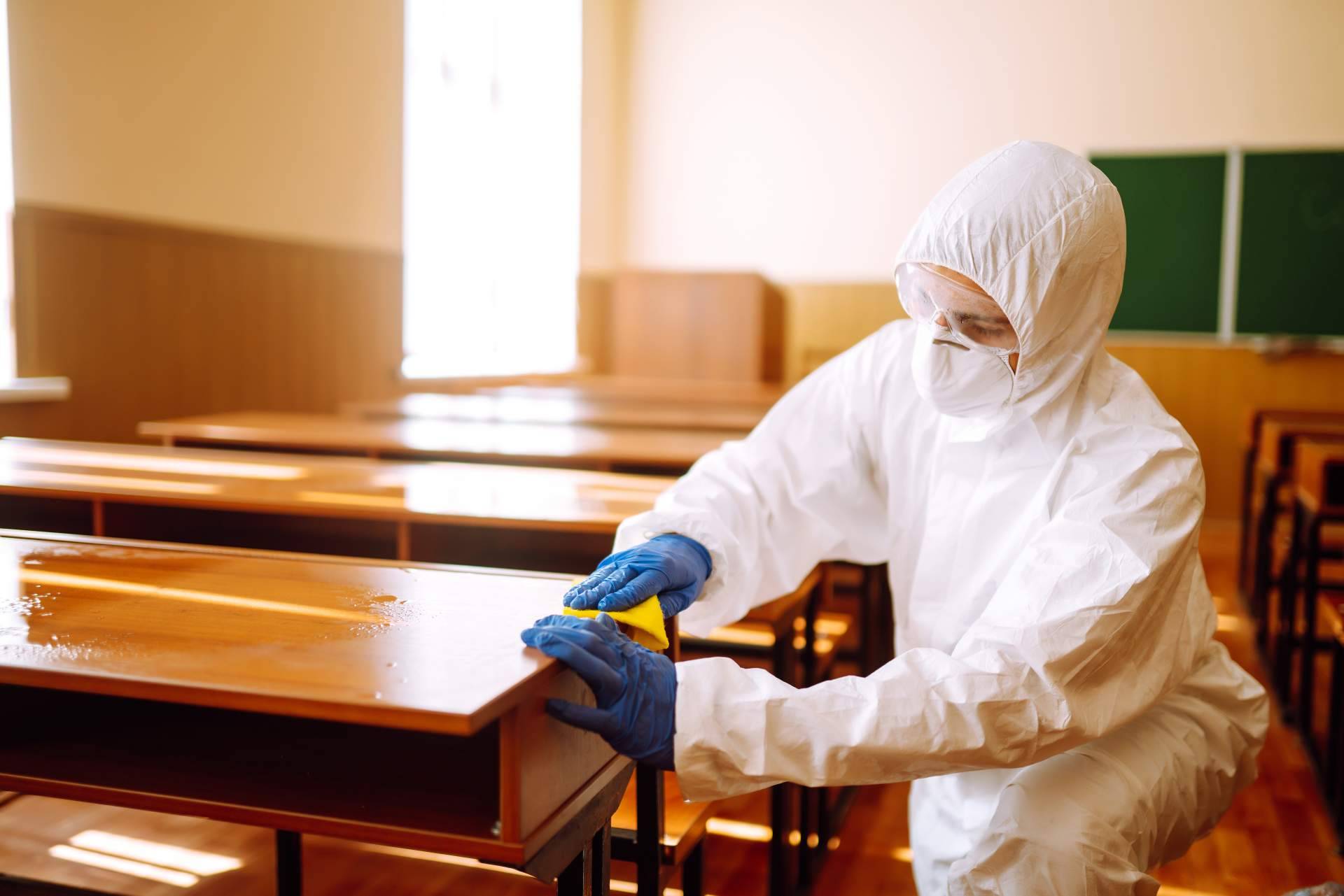 Grupo Sileb ofrece a sus clientes un servicio de limpieza y desinfección de colegios en Madrid y Sevilla