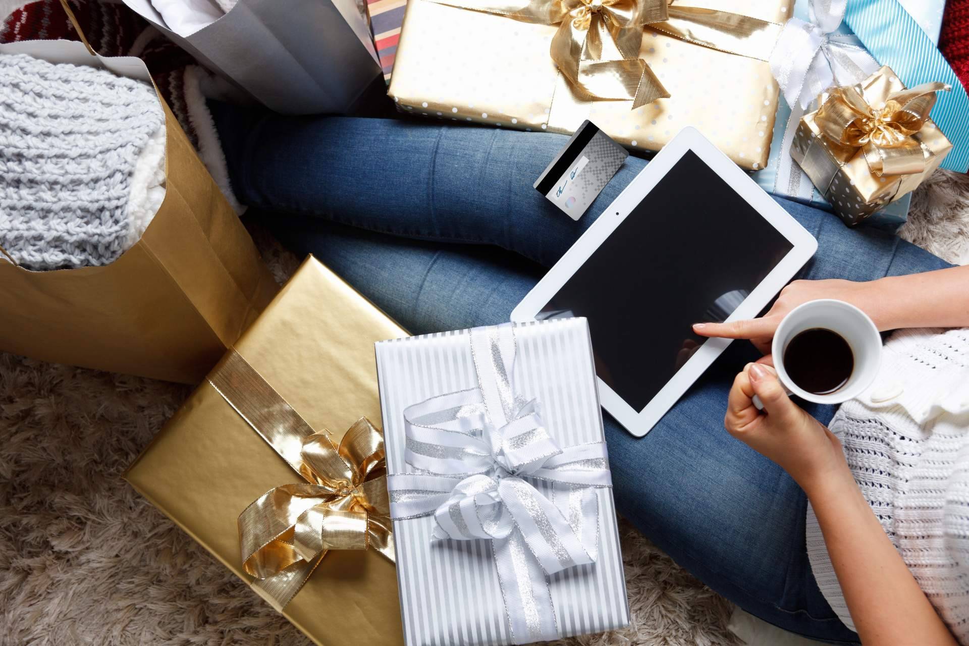 Cupones y descuentos en productos para madres e hijos durante el Black Friday y campaña de Navidad en el portal web de Mamyka