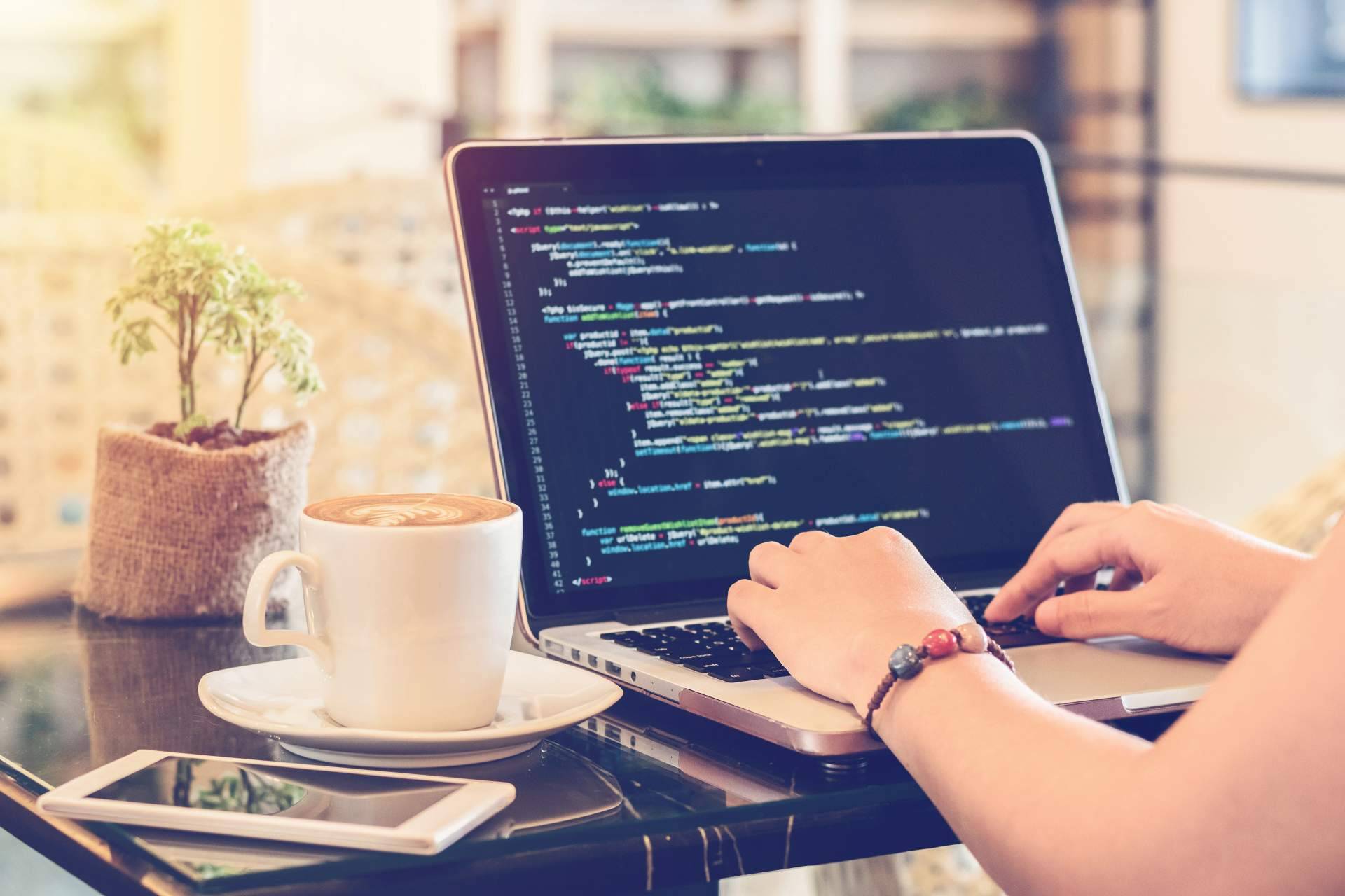 ¿Puede el diseño web ayudar a un empresario a despertar su negocio?