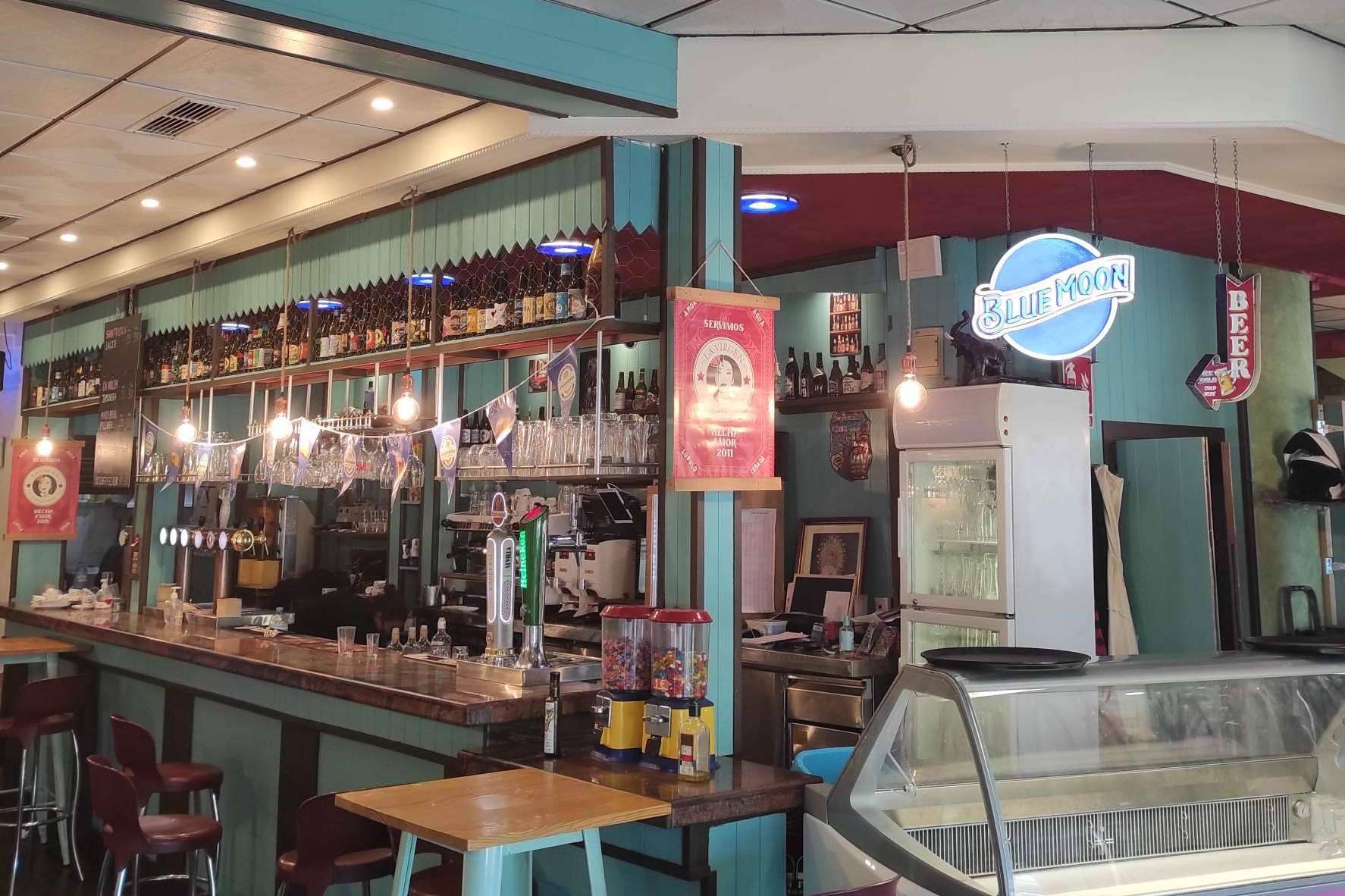 Degustar en Elixyr Beer Bar una gran variedad de cervezas artesanas e internacionales es ¡Toda una experiencia!