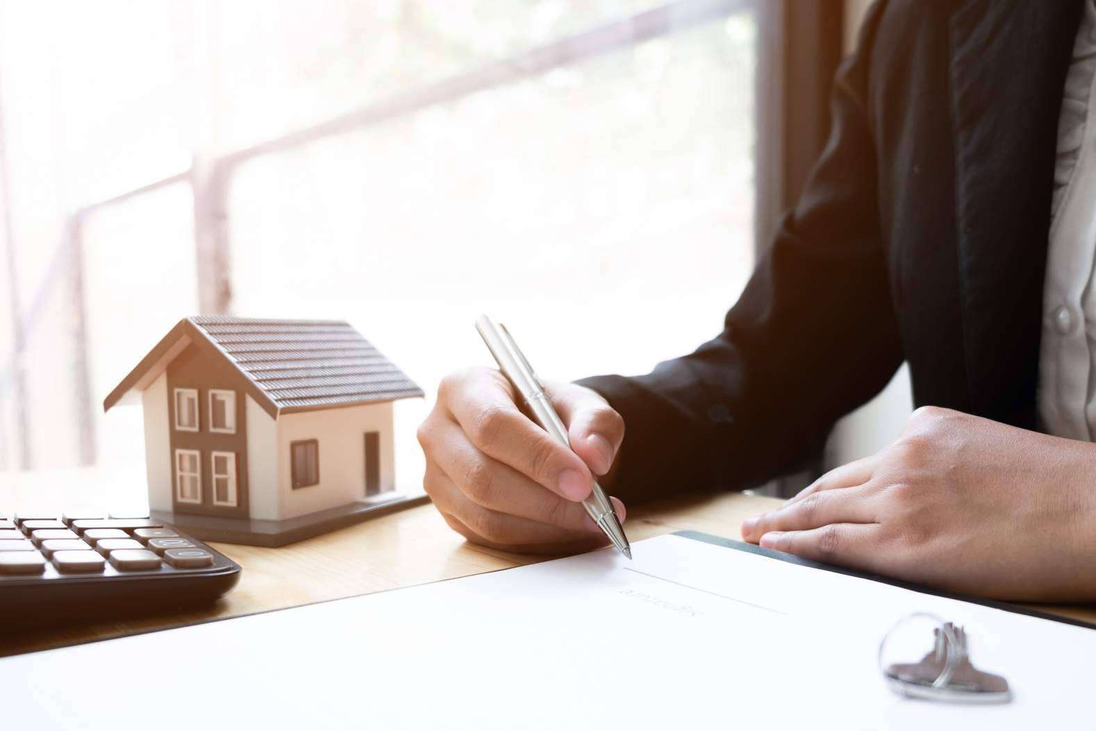 Hipotecas Plus colabora para que se obtenga la hipoteca que se precise y se compre la parte de la vivienda de la expareja