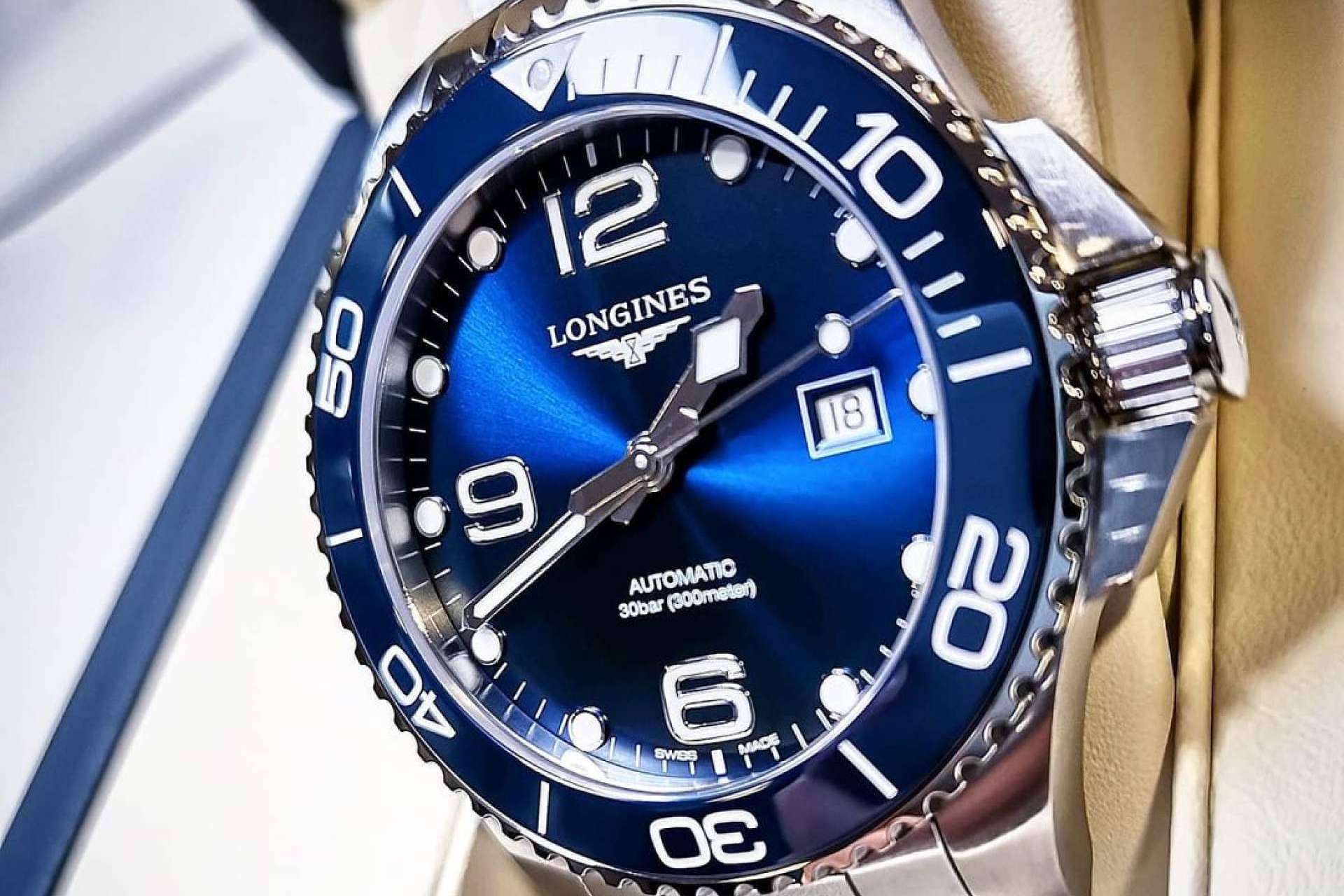 Colección de relojes Longines HydroConquest en Joyería Larrabe