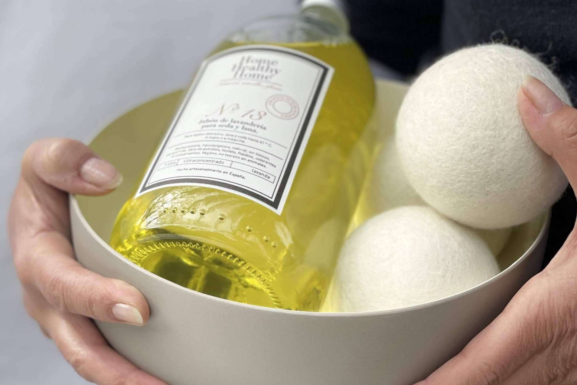 Una de las primeras marcas españolas de jabones de lavandería naturales, Home Healthy Home