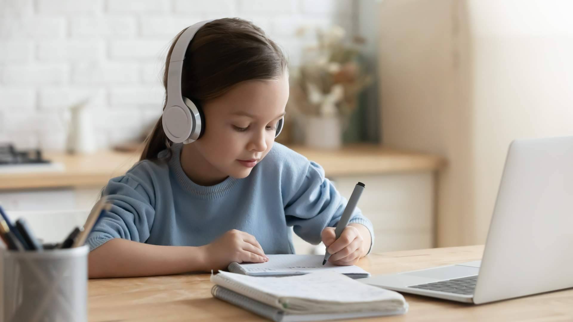 ¿Cuáles son los beneficios de aprender programación niños? Code Brain