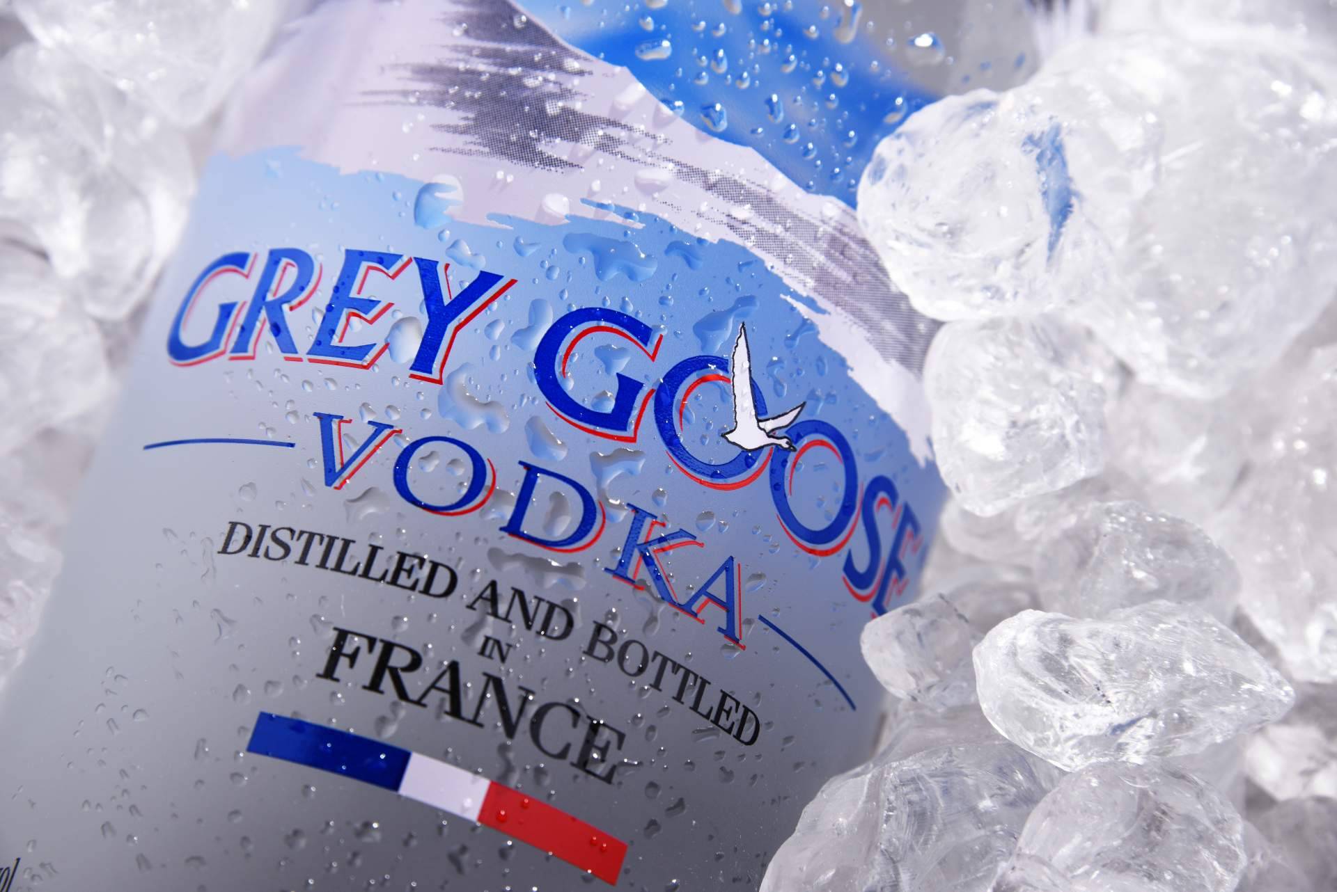En Little Bobby hay disponibles botellas de vodka Grey Goose para regalar en Navidad