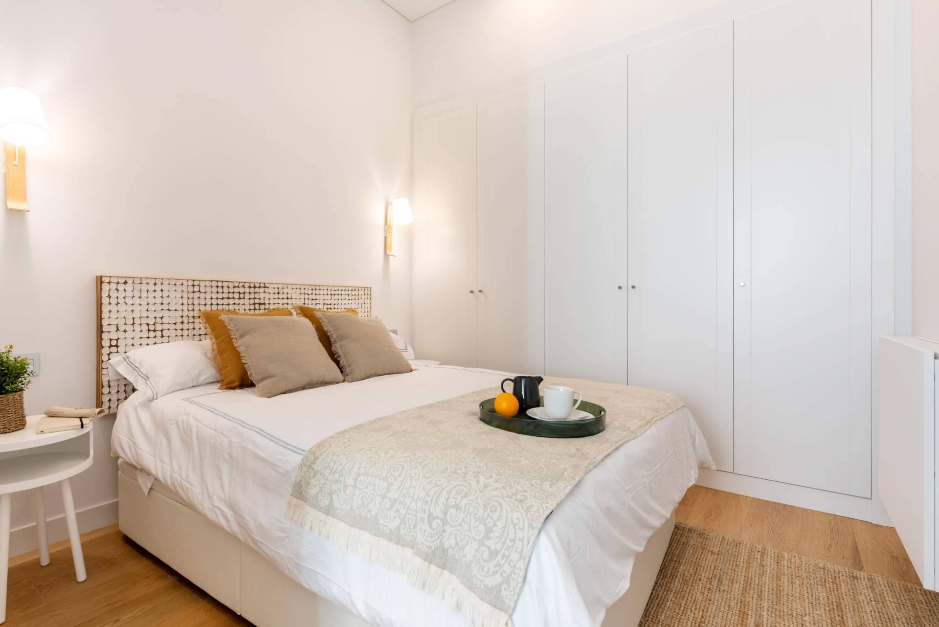 Motivos por los que alojarse en un apartamento y no en un hotel, por Caterina Property Management