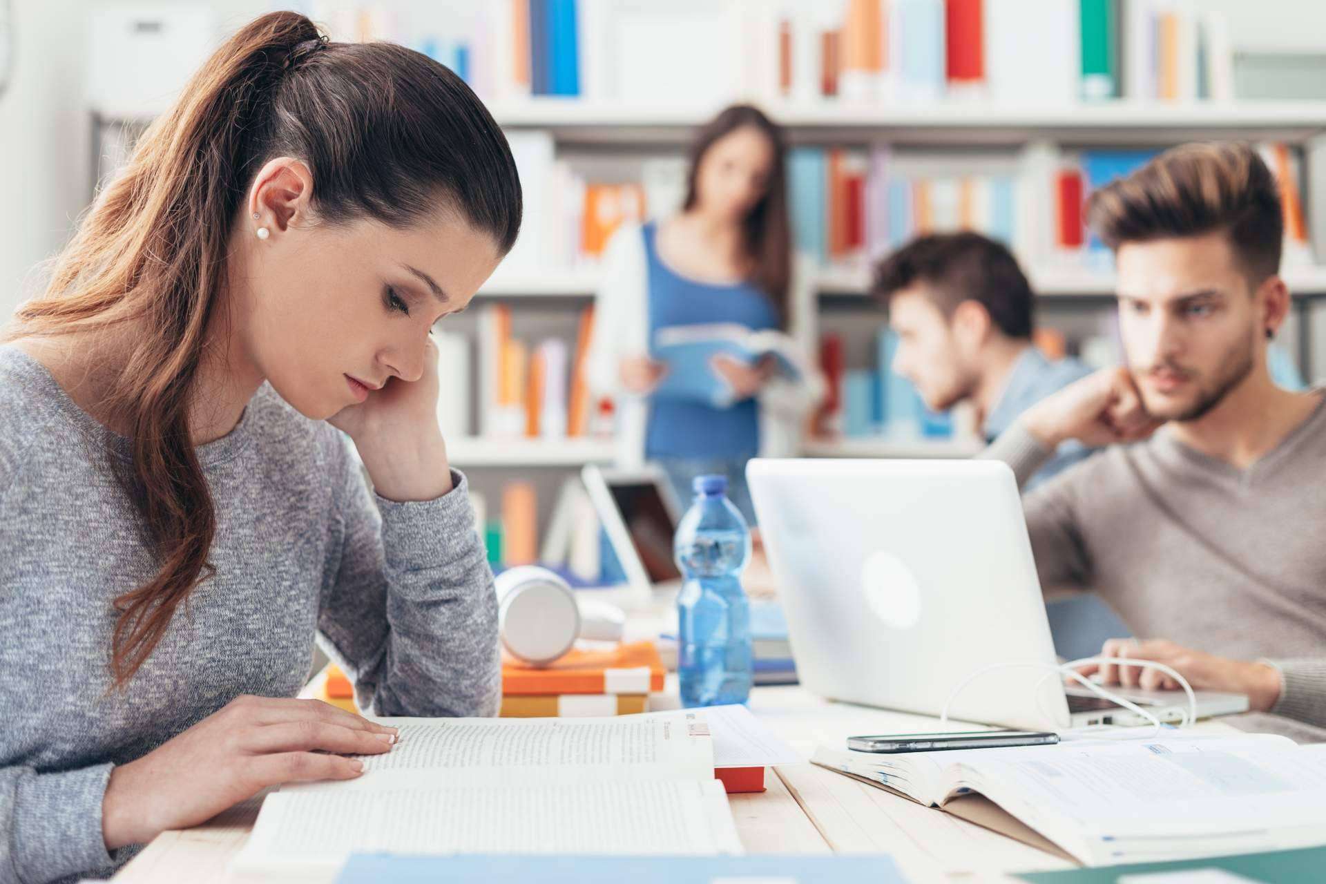 Ayuda Universitaria ofrece un antiplagio gratis