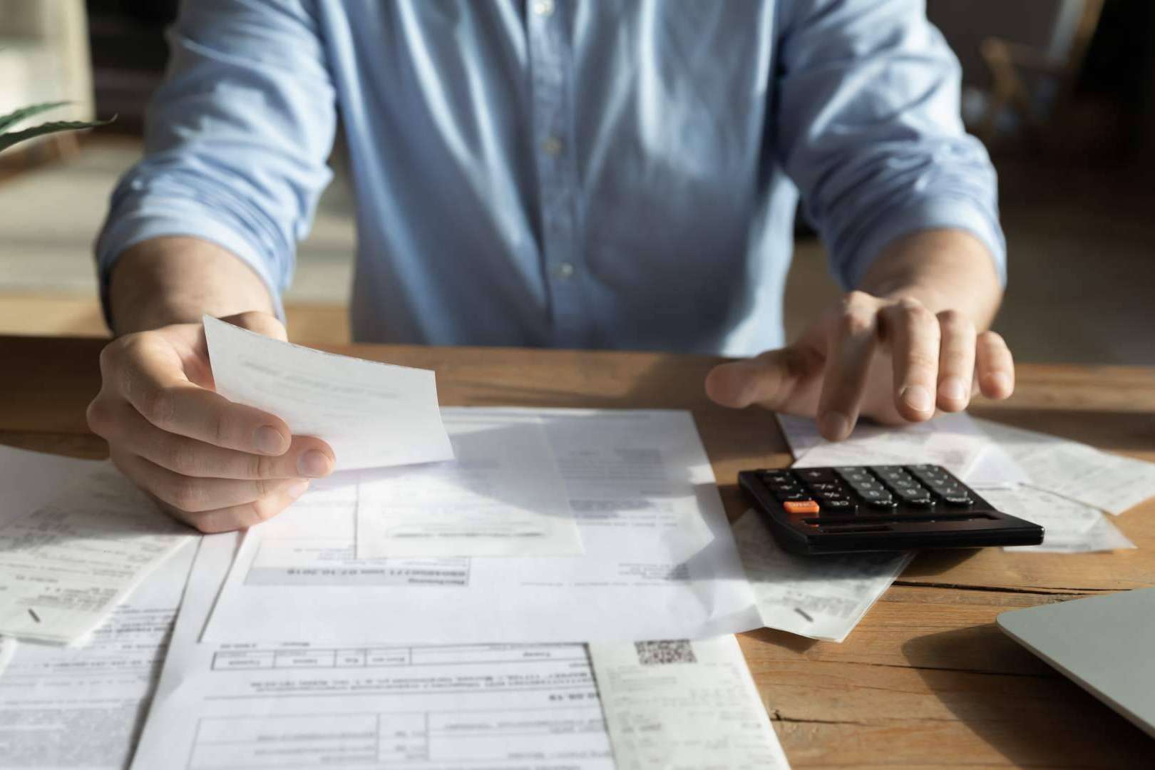 El informe de empresa, una herramienta para evitar posibles incidencias en el cobro de facturas