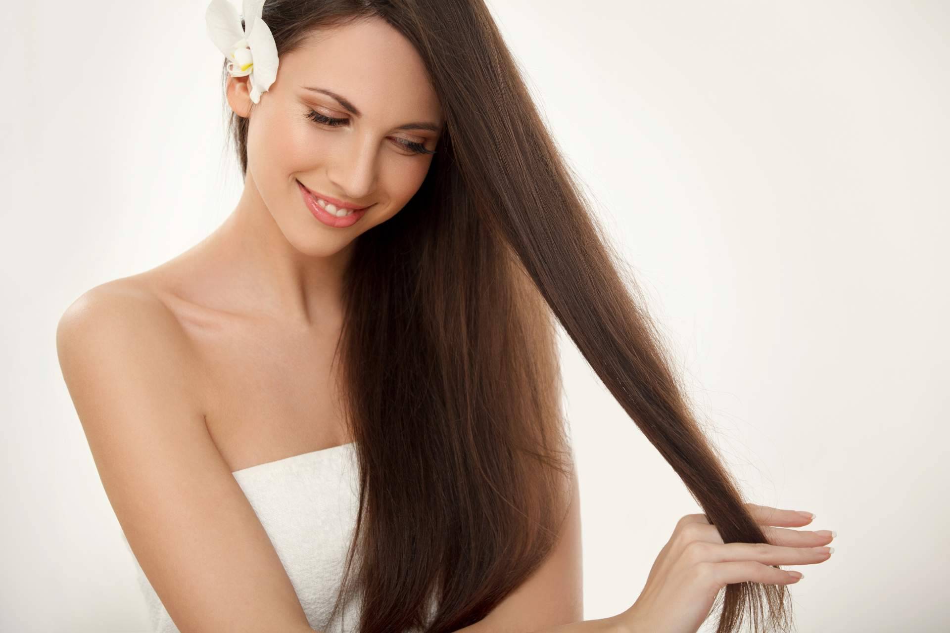 Los productos Vital Plus Active de Cuidados de Botica frenan la caída del cabello