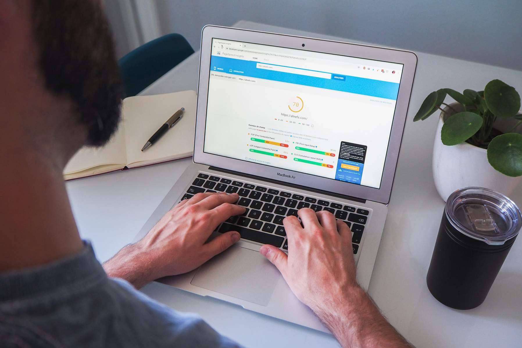 Elementos que no pueden faltar en el diseño de una página web, algo vital para las empresas