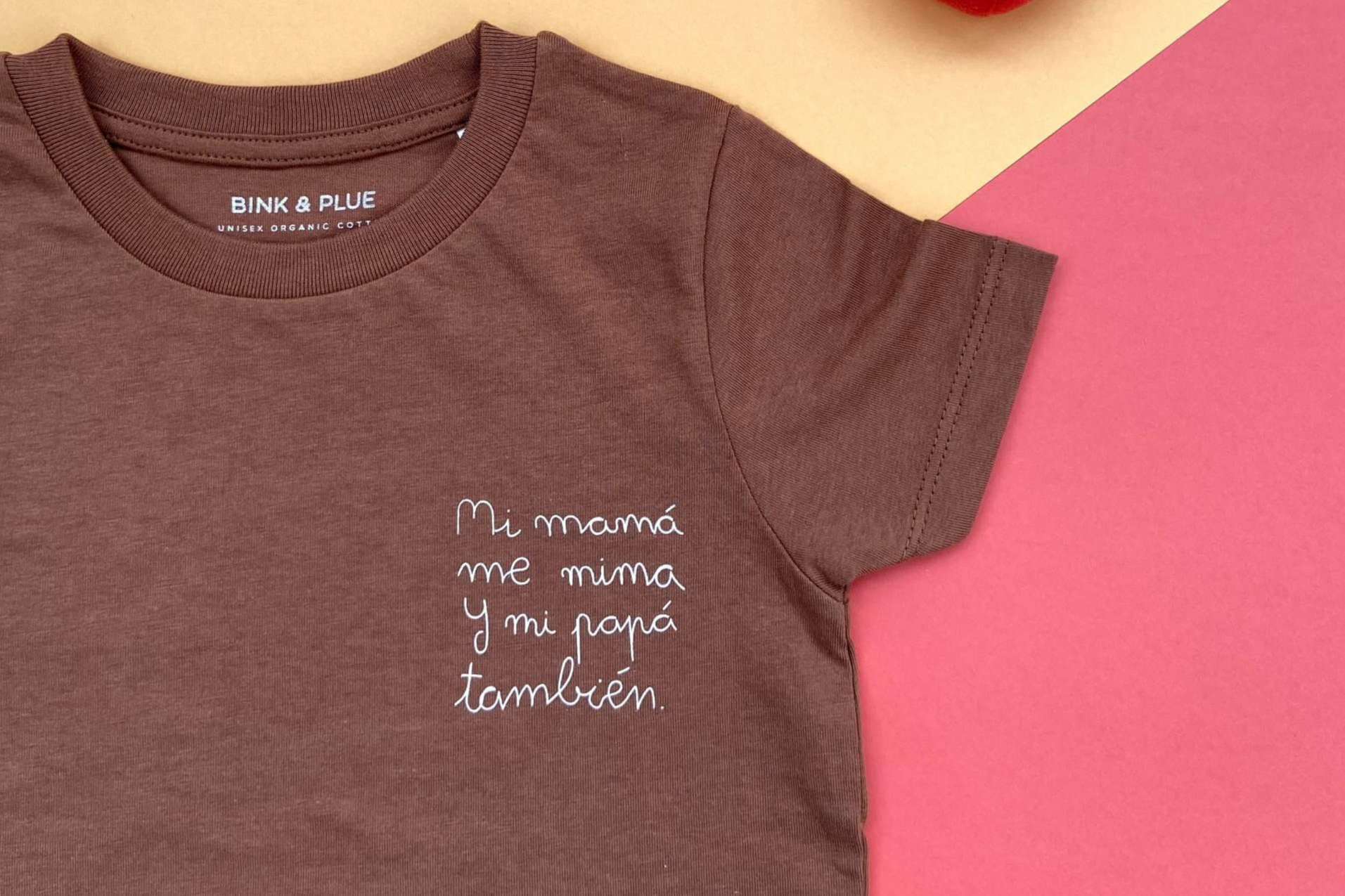 Llega la moda sin estereotipos con las camisetas unisex de Bink and Plue