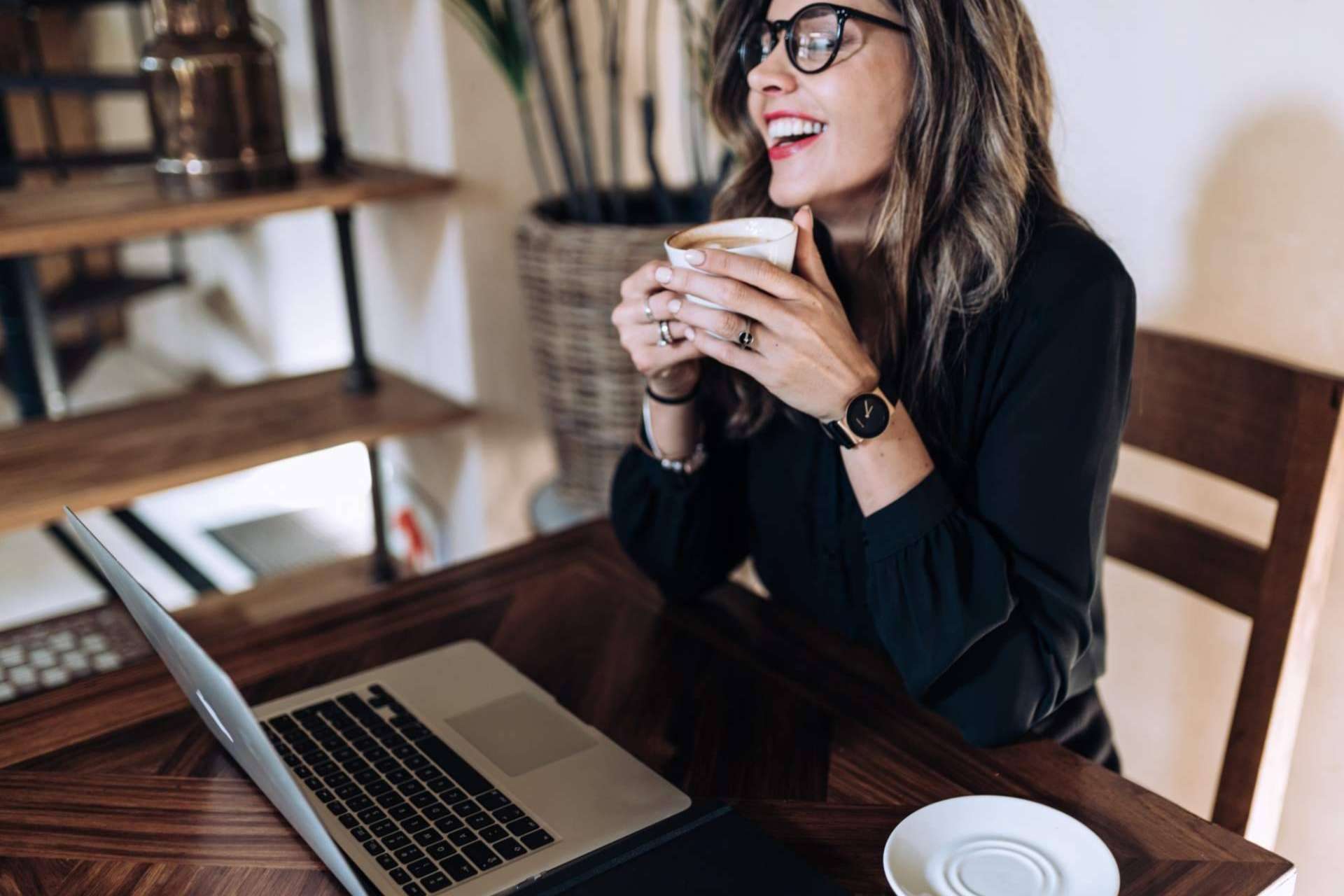 Syra Coffee explica la diferencia entre el café de especialidad y el café comercial
