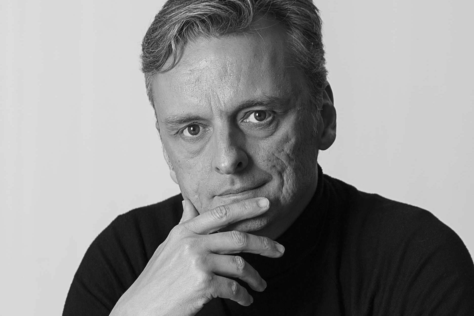 José Carlos León Delgado, autor del libro El Buen Capitalista, propone un nuevo contrato social del Capitalismo