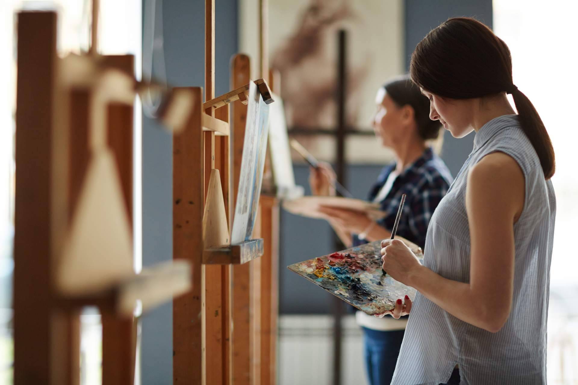 Los múltiples beneficios de la enseñanza artística para el desarrollo creativo, por El taller de la Salamandra