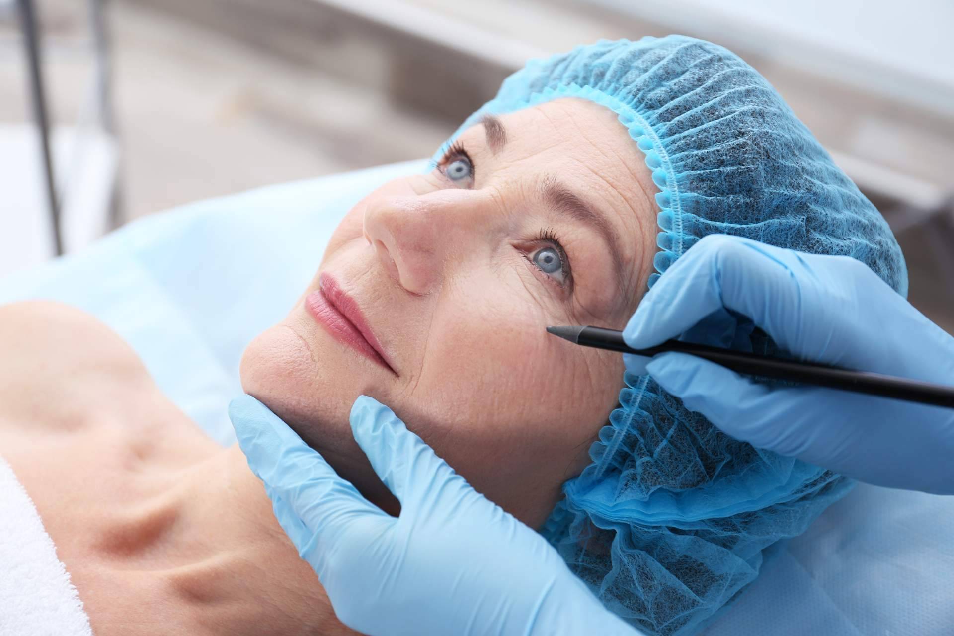 El tratamiento de lifting facial sin cirugía, por Policlínica ICD