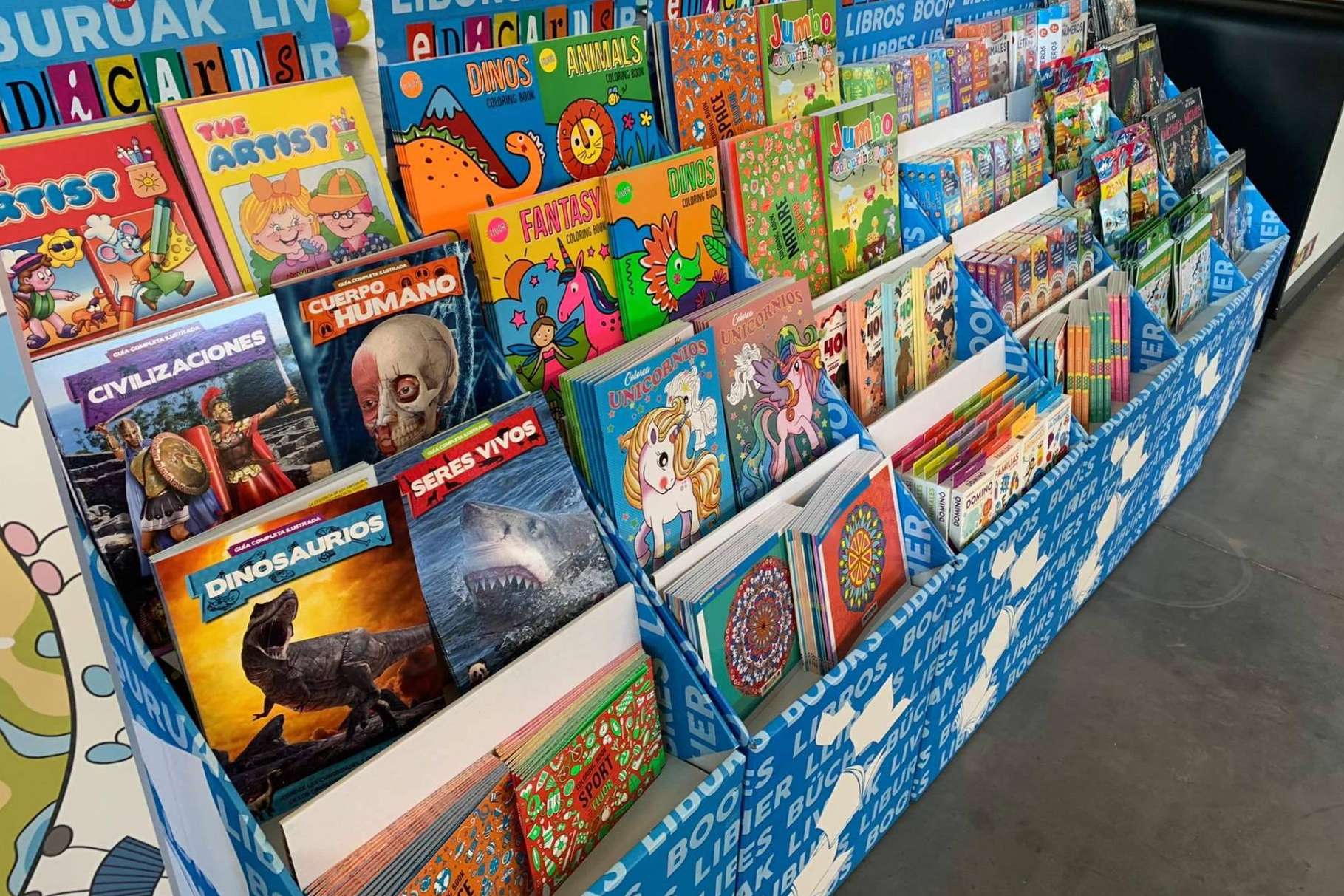 Edicards permite disfrutar del ambiente familiar con sus puzzles y juegos educativos