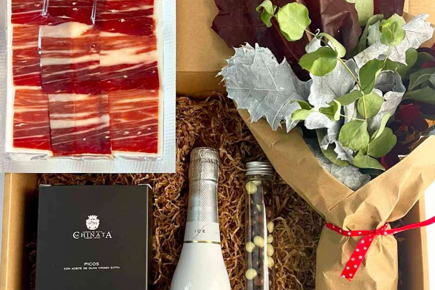 Las Flores No Se Comen es una excelente opción para sorprender con un kit de regalo gourmet