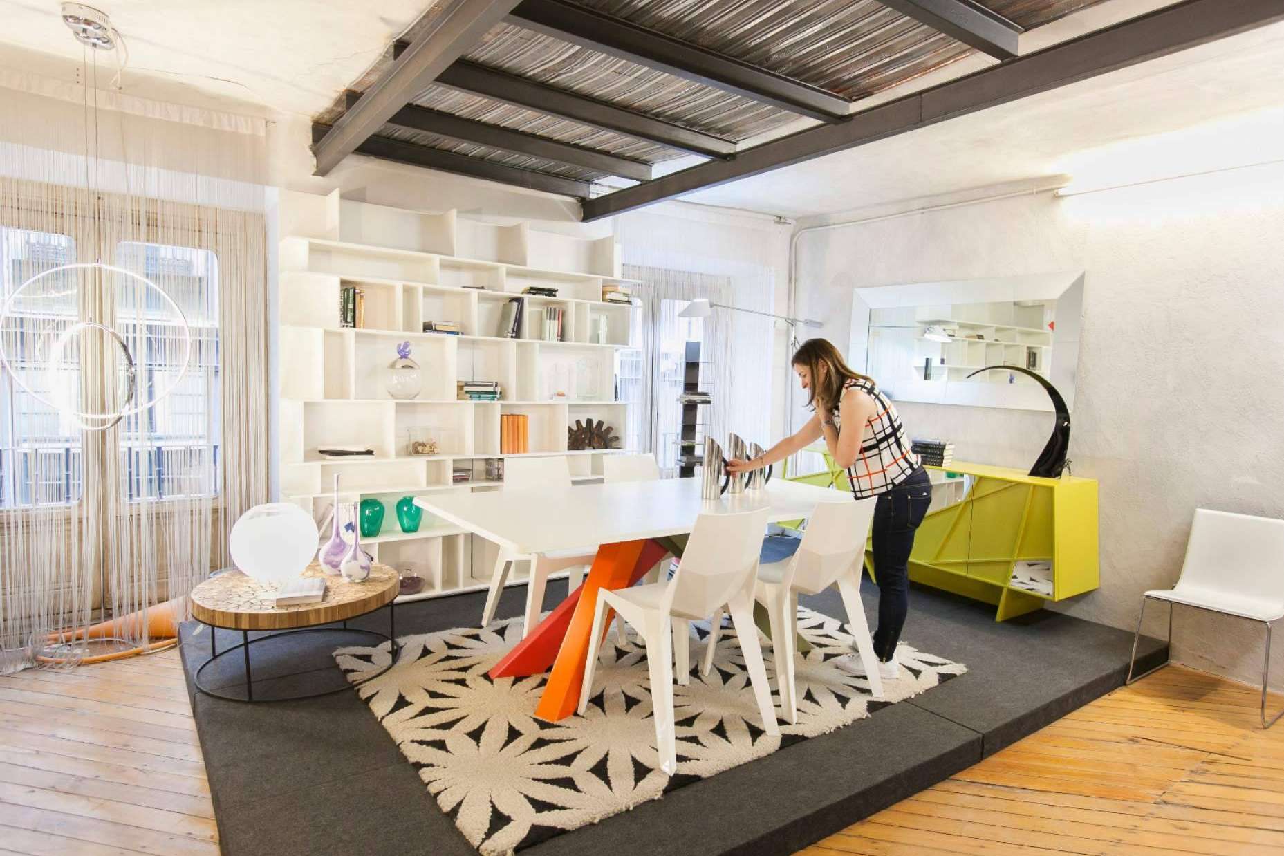 Tienda de muebles de diseño en Madrid, Europa 20