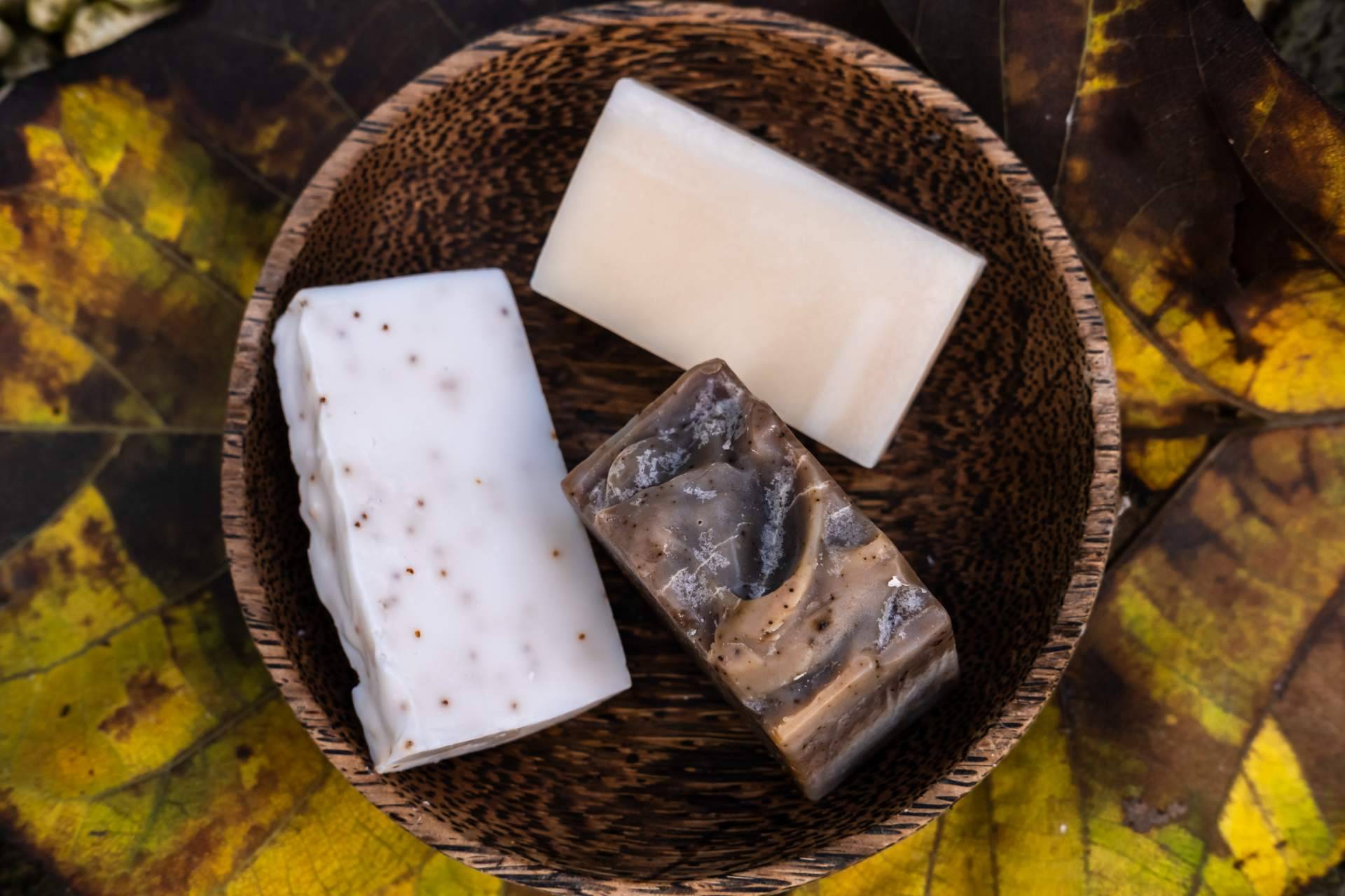 Hacer en casa cosmética sólida para reducir el uso de envases, por Sara Sierra