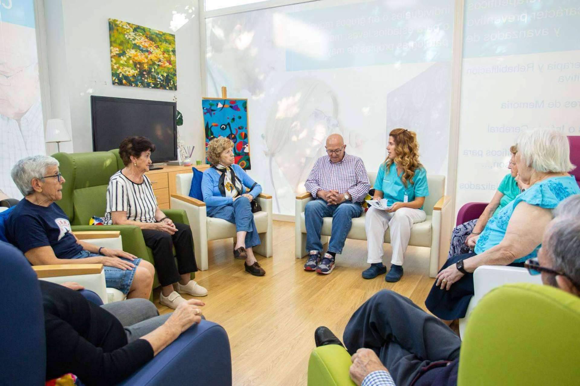 Salus Mayores, los centros de día para mayores que facilitan atención y rehabilitación