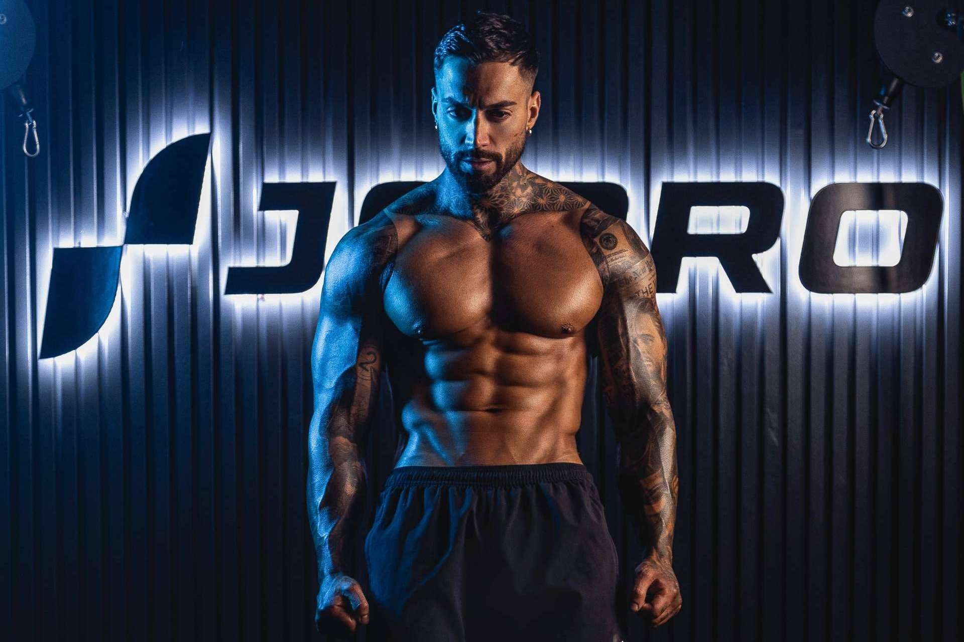 La nueva app fitness de Juan Faro PRO ofrece planes personalizados