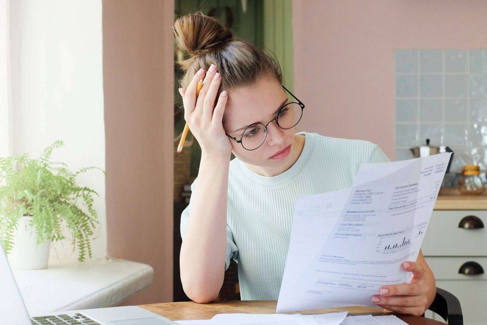 Razones por las que recurrir a la reagrupación de deudas con impagos, por iMorosity