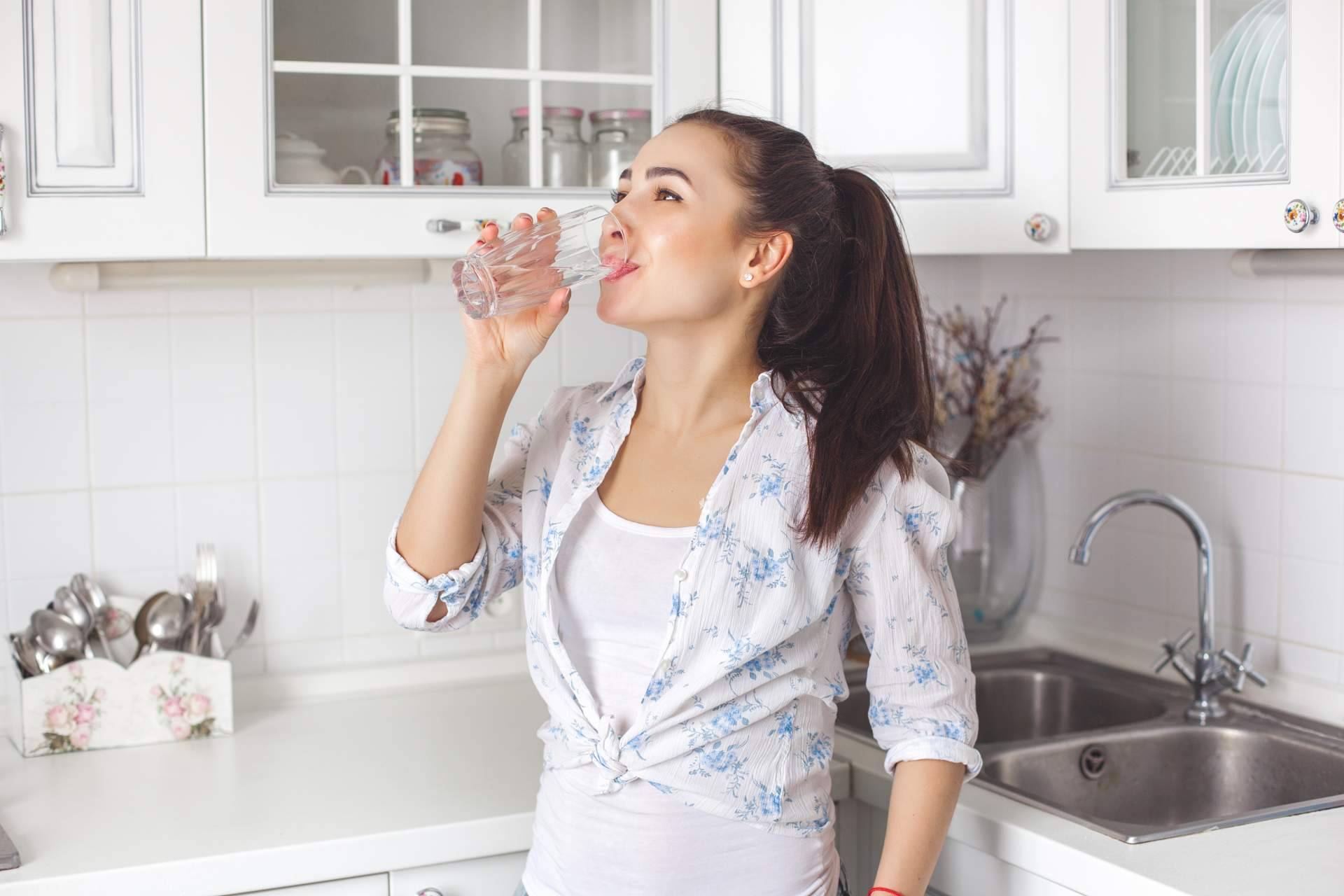 ¿Es posible beber agua de calidad desde el grifo? La solución sostenible de la mano de Atrium Salud