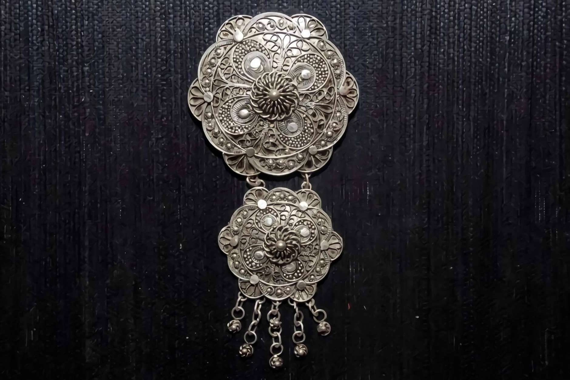 Aldabón Luxury, broches para ropa de lujo